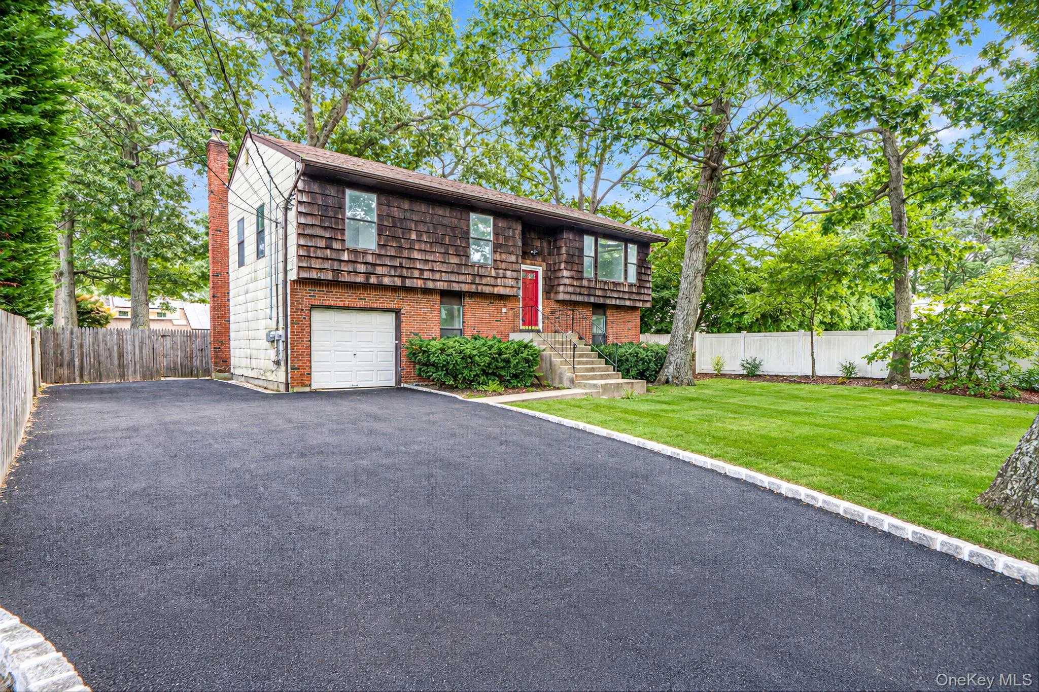 39 Pond Path, Brookhaven, NY, 5 Bedrooms Bedrooms, 10 Rooms Rooms,2 BathroomsBathrooms,Residential,For Rent,Pond,0,1054656 39 Pond Path, Brookhaven, NY, 5 Bedrooms Bedrooms, 10 Rooms Rooms,2 BathroomsBathrooms,Residential,For Rent,Pond,0,1054656