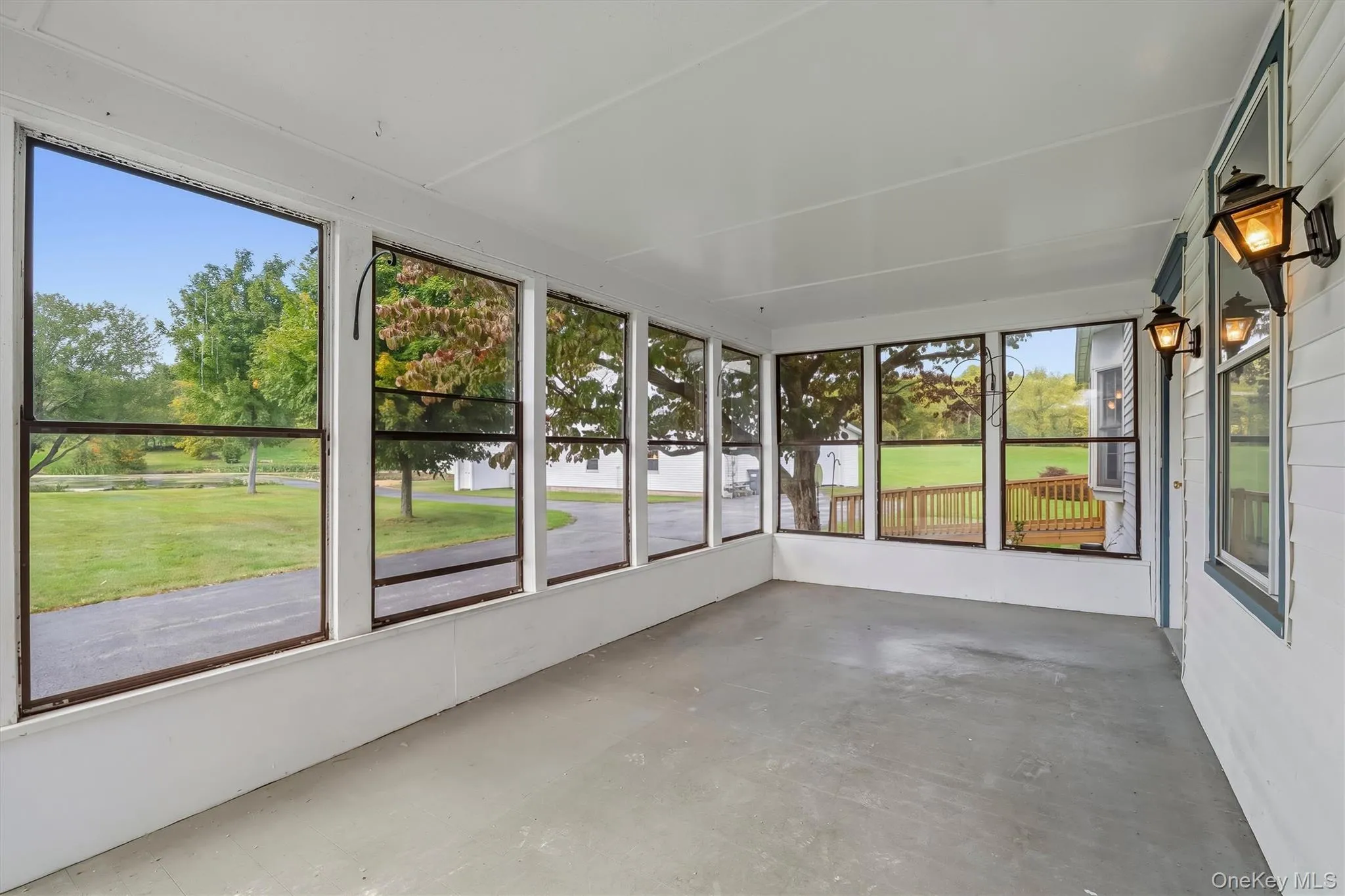 Screened in Porch Screened in Porch