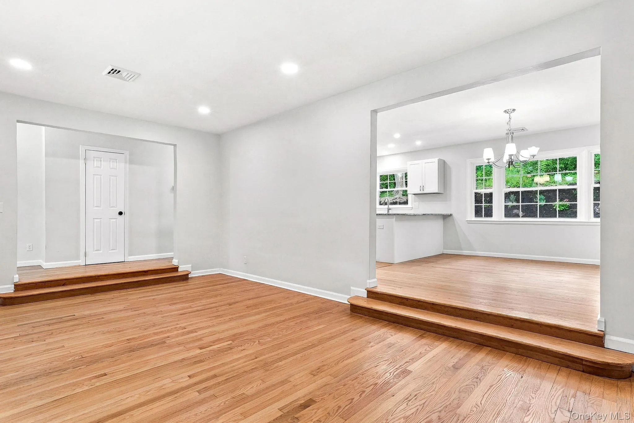 30 Delavergne Avenue, Wappinger, NY, 5 Bedrooms Bedrooms, 11 Rooms Rooms,2 BathroomsBathrooms,Residential,For Rent,Delavergne,0,1054663 30 Delavergne Avenue, Wappinger, NY, 5 Bedrooms Bedrooms, 11 Rooms Rooms,2 BathroomsBathrooms,Residential,For Rent,Delavergne,0,1054663