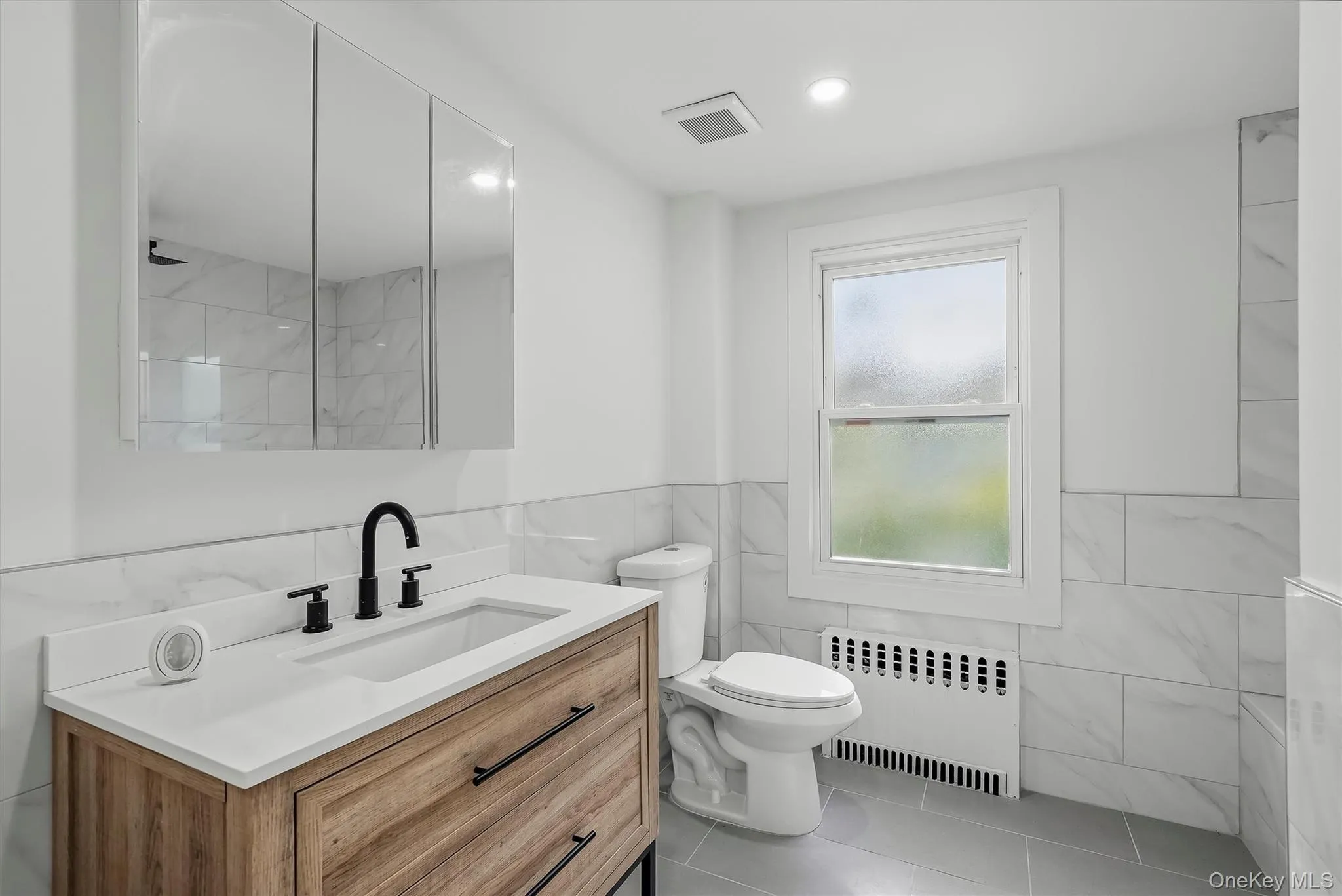 3079 Fearn Place, New York, NY, 3 Bedrooms Bedrooms, 6 Rooms Rooms,2 BathroomsBathrooms,Residential,For Rent,Fearn,0,1054664 3079 Fearn Place, New York, NY, 3 Bedrooms Bedrooms, 6 Rooms Rooms,2 BathroomsBathrooms,Residential,For Rent,Fearn,0,1054664