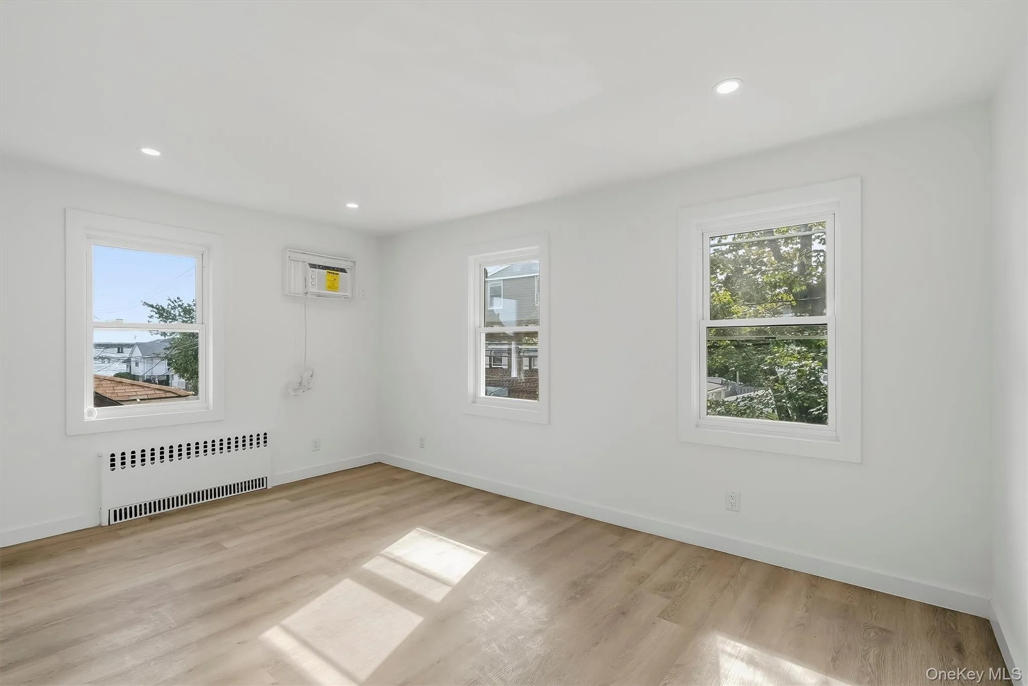 3079 Fearn Place, New York, NY, 3 Bedrooms Bedrooms, 6 Rooms Rooms,2 BathroomsBathrooms,Residential,For Rent,Fearn,0,1054664 3079 Fearn Place, New York, NY, 3 Bedrooms Bedrooms, 6 Rooms Rooms,2 BathroomsBathrooms,Residential,For Rent,Fearn,0,1054664