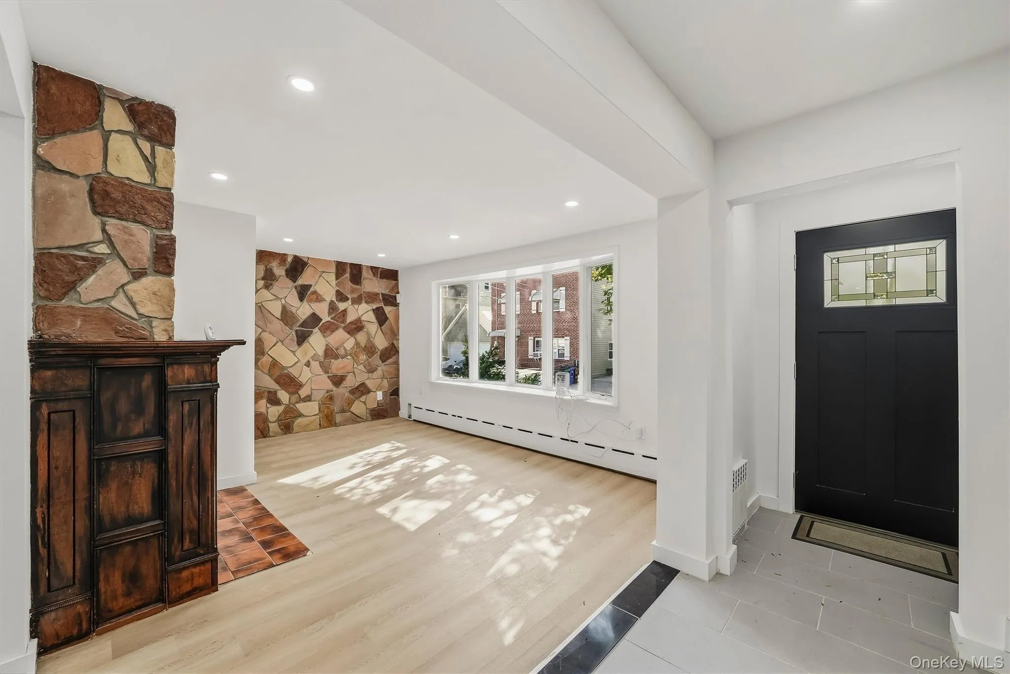 3079 Fearn Place, New York, NY, 3 Bedrooms Bedrooms, 6 Rooms Rooms,2 BathroomsBathrooms,Residential,For Rent,Fearn,0,1054664 3079 Fearn Place, New York, NY, 3 Bedrooms Bedrooms, 6 Rooms Rooms,2 BathroomsBathrooms,Residential,For Rent,Fearn,0,1054664