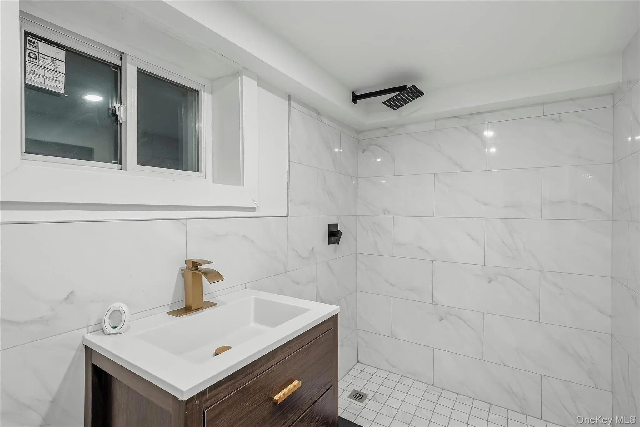 3079 Fearn Place, New York, NY, 3 Bedrooms Bedrooms, 6 Rooms Rooms,2 BathroomsBathrooms,Residential,For Rent,Fearn,0,1054664 3079 Fearn Place, New York, NY, 3 Bedrooms Bedrooms, 6 Rooms Rooms,2 BathroomsBathrooms,Residential,For Rent,Fearn,0,1054664