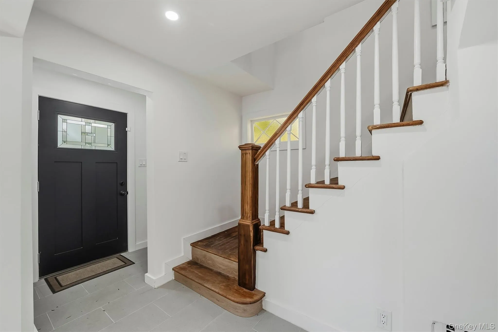 3079 Fearn Place, New York, NY, 3 Bedrooms Bedrooms, 6 Rooms Rooms,2 BathroomsBathrooms,Residential,For Rent,Fearn,0,1054664 3079 Fearn Place, New York, NY, 3 Bedrooms Bedrooms, 6 Rooms Rooms,2 BathroomsBathrooms,Residential,For Rent,Fearn,0,1054664