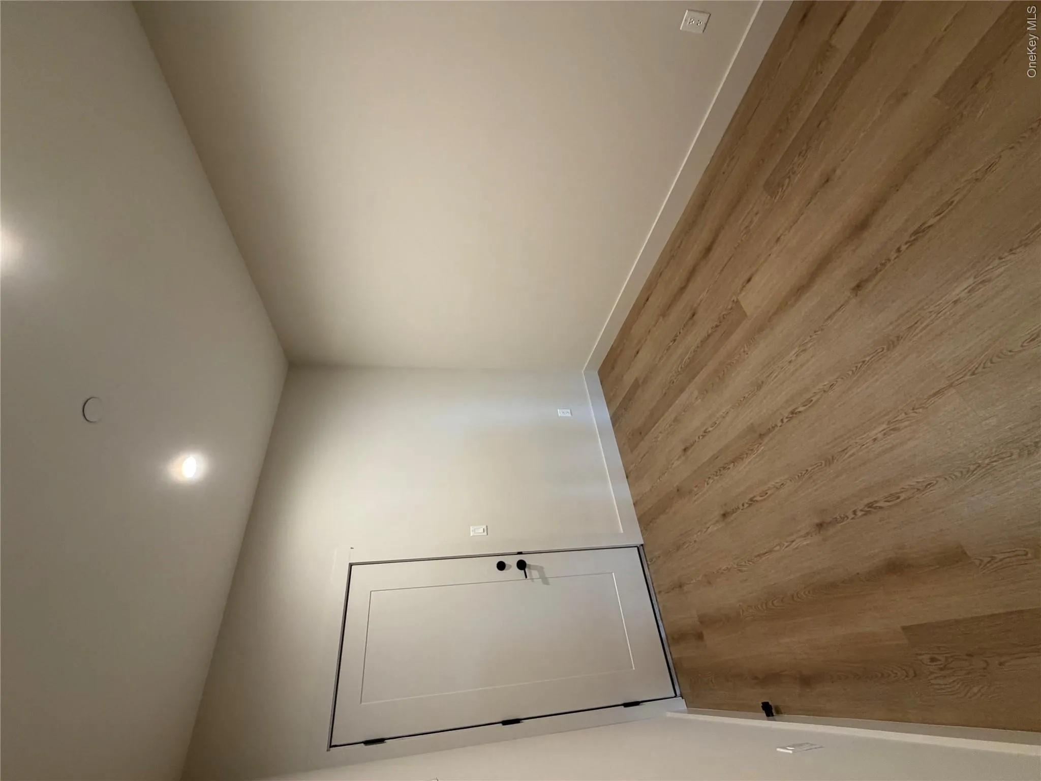 8322 24th Avenue, New York, NY, 1 Bedroom Bedrooms, 3 Rooms Rooms,1 BathroomBathrooms,Residential,For Rent,24th Avenue,0,1054667 8322 24th Avenue, New York, NY, 1 Bedroom Bedrooms, 3 Rooms Rooms,1 BathroomBathrooms,Residential,For Rent,24th Avenue,0,1054667