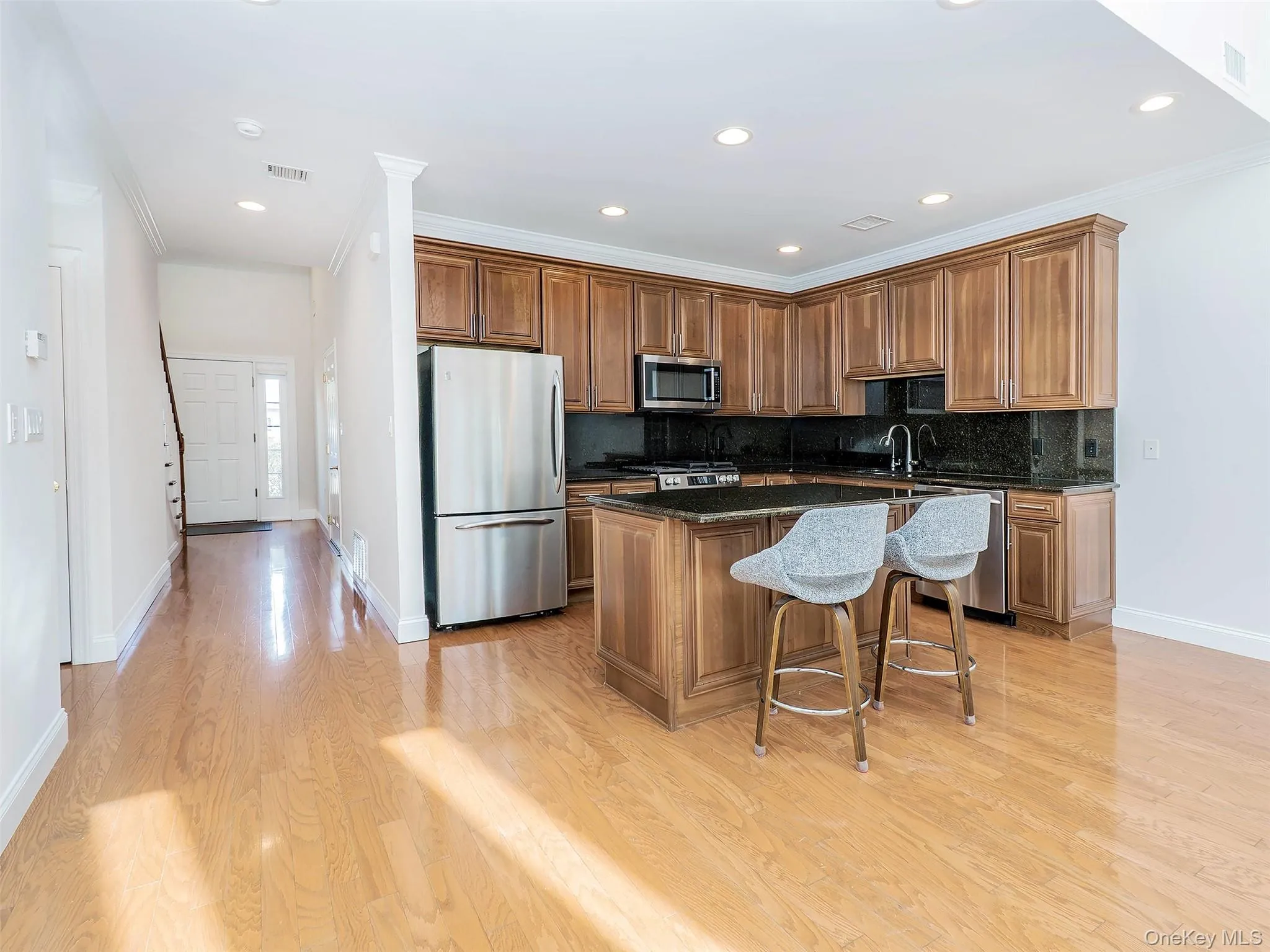 194 Pond View Drive, North Hempstead, NY, 4 Bedrooms Bedrooms, 7 Rooms Rooms,3 BathroomsBathrooms,Residential,For Rent,Pond View,0,1054673 194 Pond View Drive, North Hempstead, NY, 4 Bedrooms Bedrooms, 7 Rooms Rooms,3 BathroomsBathrooms,Residential,For Rent,Pond View,0,1054673