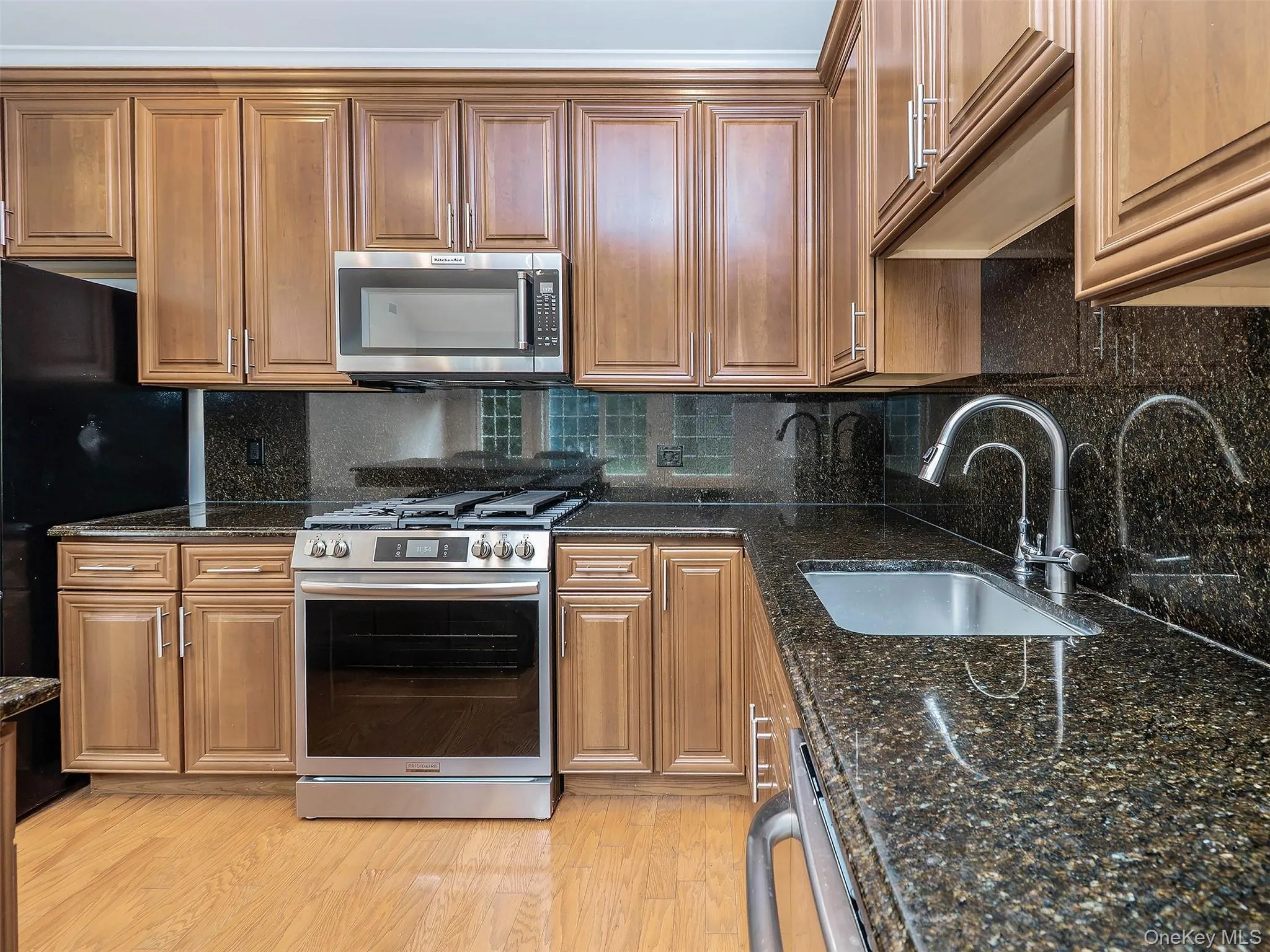 194 Pond View Drive, North Hempstead, NY, 4 Bedrooms Bedrooms, 7 Rooms Rooms,3 BathroomsBathrooms,Residential,For Rent,Pond View,0,1054673 194 Pond View Drive, North Hempstead, NY, 4 Bedrooms Bedrooms, 7 Rooms Rooms,3 BathroomsBathrooms,Residential,For Rent,Pond View,0,1054673