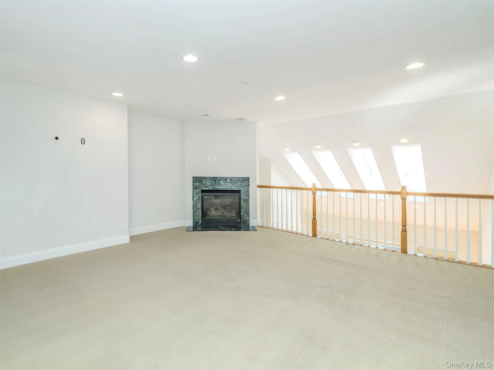 194 Pond View Drive, North Hempstead, NY, 4 Bedrooms Bedrooms, 7 Rooms Rooms,3 BathroomsBathrooms,Residential,For Rent,Pond View,0,1054673 194 Pond View Drive, North Hempstead, NY, 4 Bedrooms Bedrooms, 7 Rooms Rooms,3 BathroomsBathrooms,Residential,For Rent,Pond View,0,1054673
