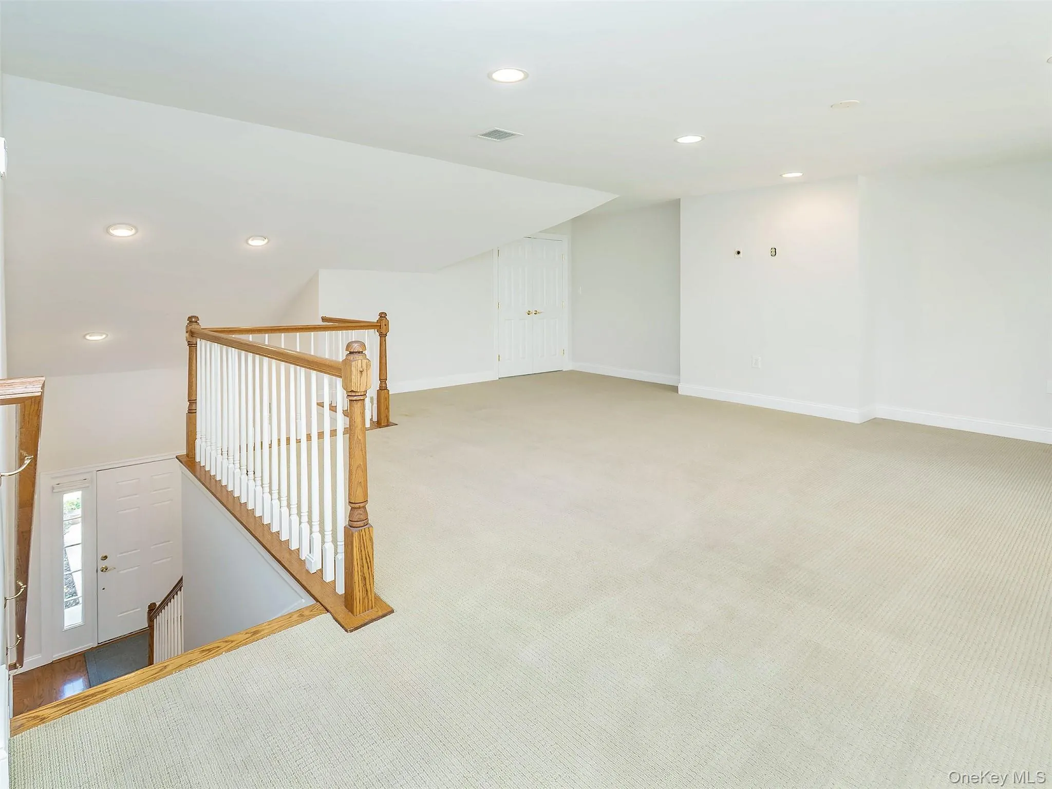 194 Pond View Drive, North Hempstead, NY, 4 Bedrooms Bedrooms, 7 Rooms Rooms,3 BathroomsBathrooms,Residential,For Rent,Pond View,0,1054673 194 Pond View Drive, North Hempstead, NY, 4 Bedrooms Bedrooms, 7 Rooms Rooms,3 BathroomsBathrooms,Residential,For Rent,Pond View,0,1054673