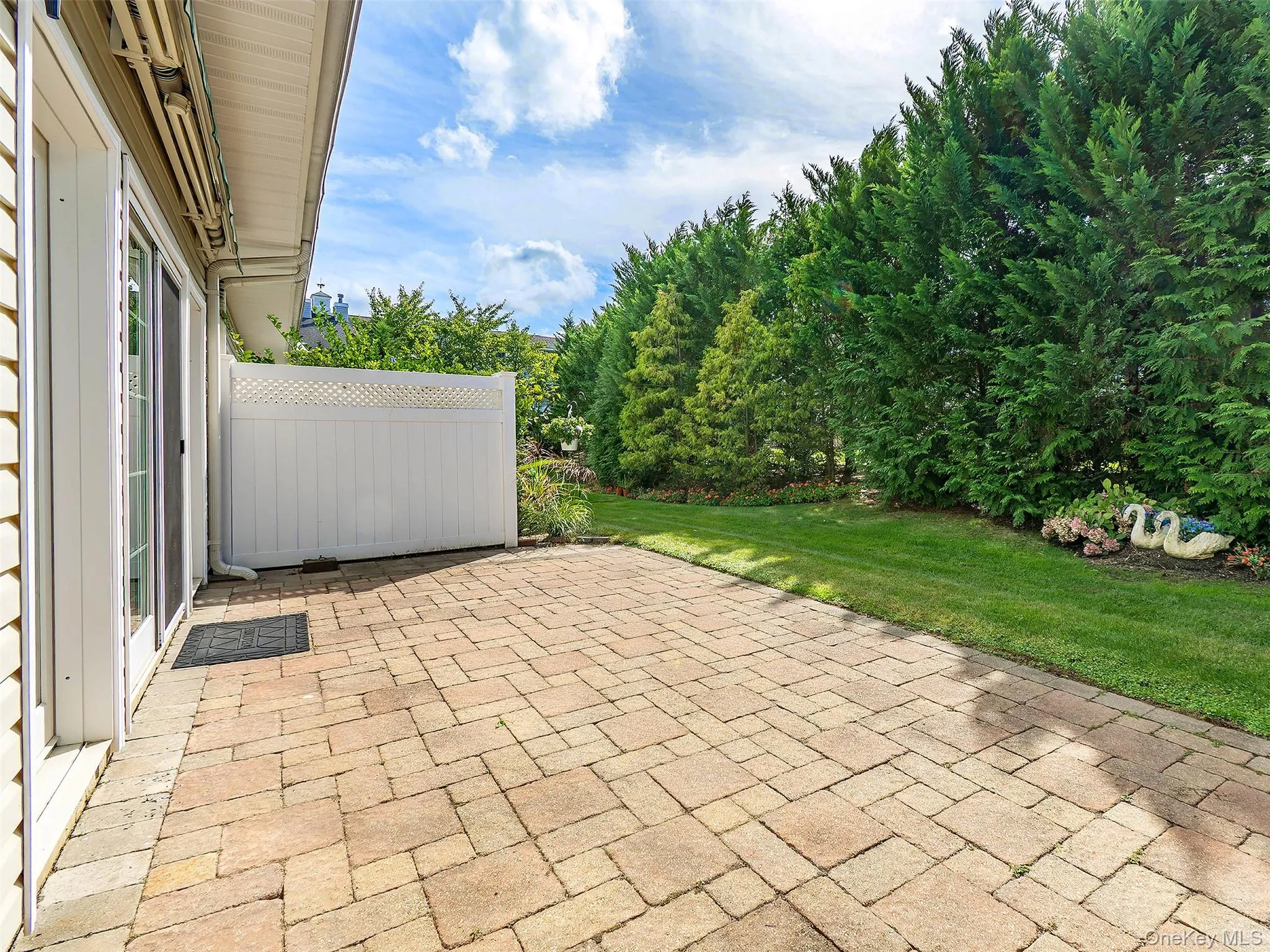 194 Pond View Drive, North Hempstead, NY, 4 Bedrooms Bedrooms, 7 Rooms Rooms,3 BathroomsBathrooms,Residential,For Rent,Pond View,0,1054673 194 Pond View Drive, North Hempstead, NY, 4 Bedrooms Bedrooms, 7 Rooms Rooms,3 BathroomsBathrooms,Residential,For Rent,Pond View,0,1054673