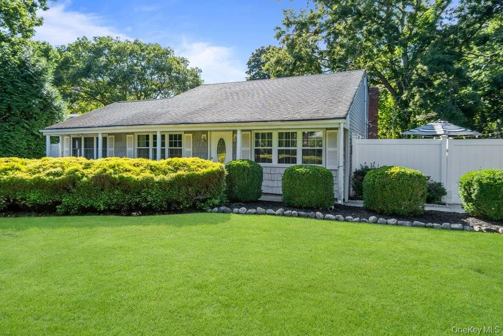22 Half Moon Pond Road, Brookhaven, NY, 3 Bedrooms Bedrooms, 7 Rooms Rooms,2 BathroomsBathrooms,Residential,For Rent,Half Moon Pond,0,1054679 22 Half Moon Pond Road, Brookhaven, NY, 3 Bedrooms Bedrooms, 7 Rooms Rooms,2 BathroomsBathrooms,Residential,For Rent,Half Moon Pond,0,1054679