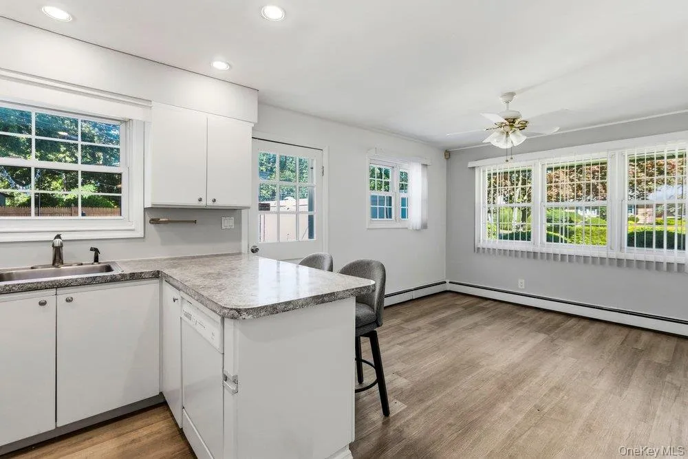 22 Half Moon Pond Road, Brookhaven, NY, 3 Bedrooms Bedrooms, 7 Rooms Rooms,2 BathroomsBathrooms,Residential,For Rent,Half Moon Pond,0,1054679 22 Half Moon Pond Road, Brookhaven, NY, 3 Bedrooms Bedrooms, 7 Rooms Rooms,2 BathroomsBathrooms,Residential,For Rent,Half Moon Pond,0,1054679