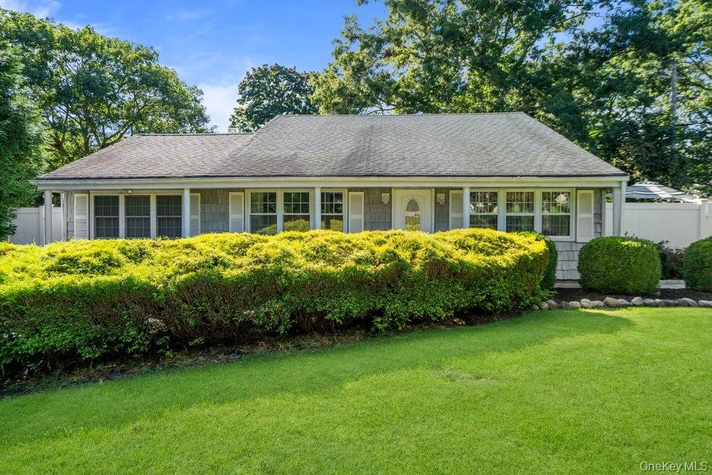 22 Half Moon Pond Road, Brookhaven, NY, 3 Bedrooms Bedrooms, 7 Rooms Rooms,2 BathroomsBathrooms,Residential,For Rent,Half Moon Pond,0,1054679 22 Half Moon Pond Road, Brookhaven, NY, 3 Bedrooms Bedrooms, 7 Rooms Rooms,2 BathroomsBathrooms,Residential,For Rent,Half Moon Pond,0,1054679