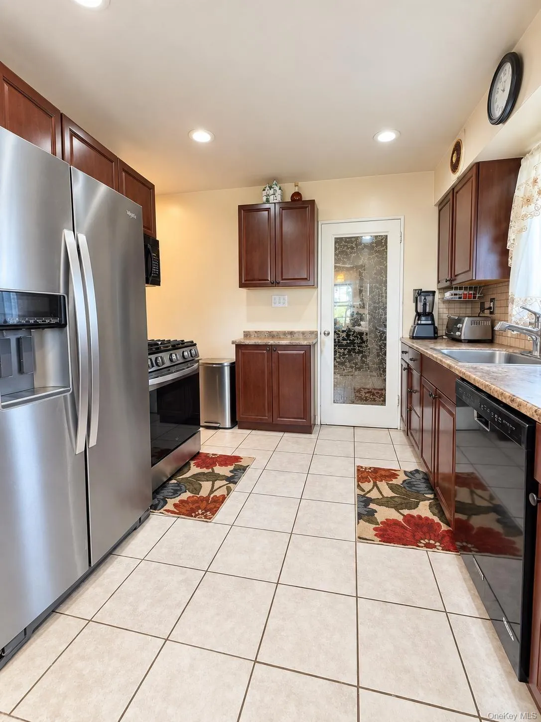 1312 Park Avenue, Hempstead, NY, 3 Bedrooms Bedrooms, 7 Rooms Rooms,1 BathroomBathrooms,Residential,For Rent,Park,0,1054686 1312 Park Avenue, Hempstead, NY, 3 Bedrooms Bedrooms, 7 Rooms Rooms,1 BathroomBathrooms,Residential,For Rent,Park,0,1054686