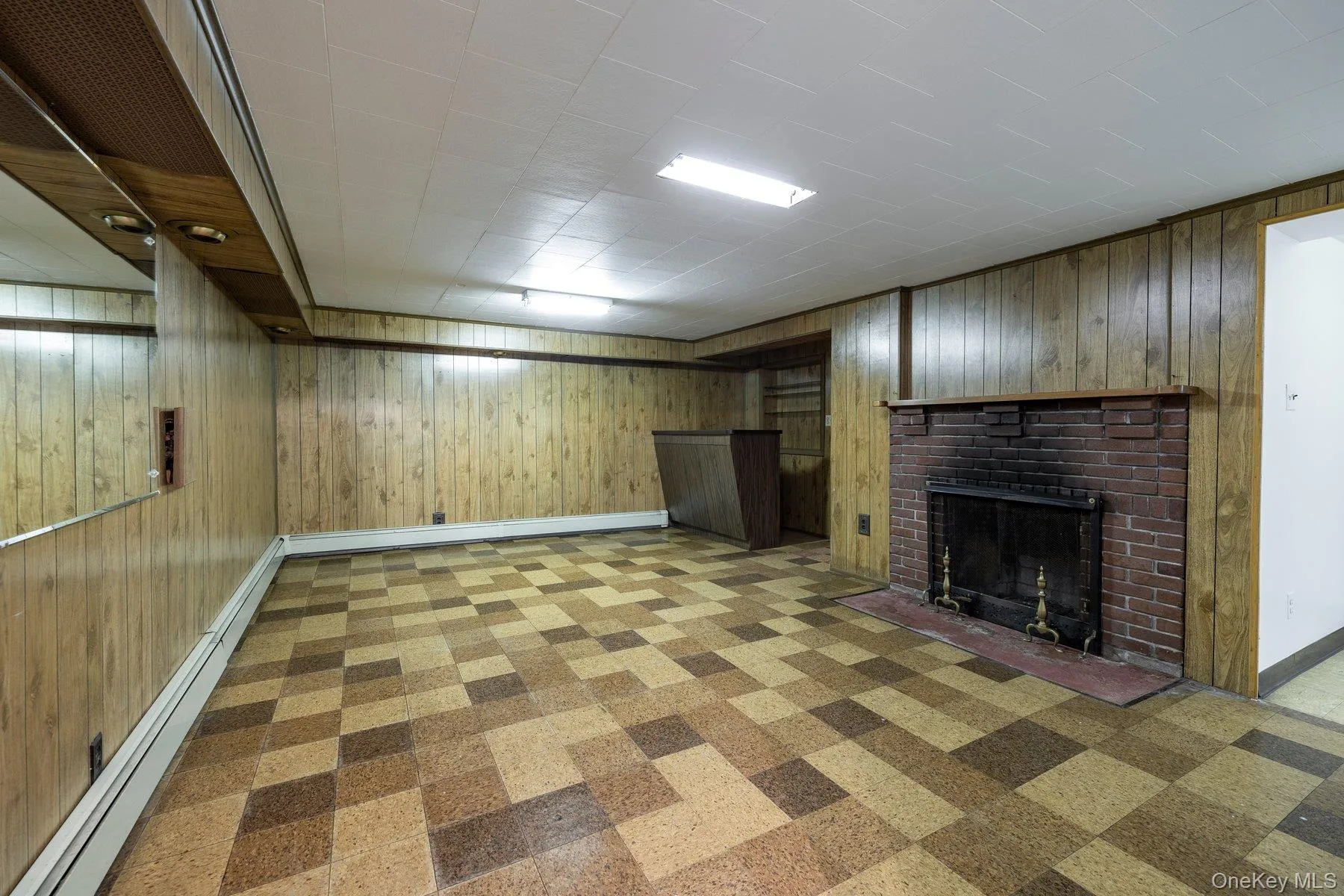 175 Carpenter Street, Hempstead, NY, 4 Bedrooms Bedrooms, 6 Rooms Rooms,1 BathroomBathrooms,Residential,For Rent,Carpenter,0,1054694 175 Carpenter Street, Hempstead, NY, 4 Bedrooms Bedrooms, 6 Rooms Rooms,1 BathroomBathrooms,Residential,For Rent,Carpenter,0,1054694
