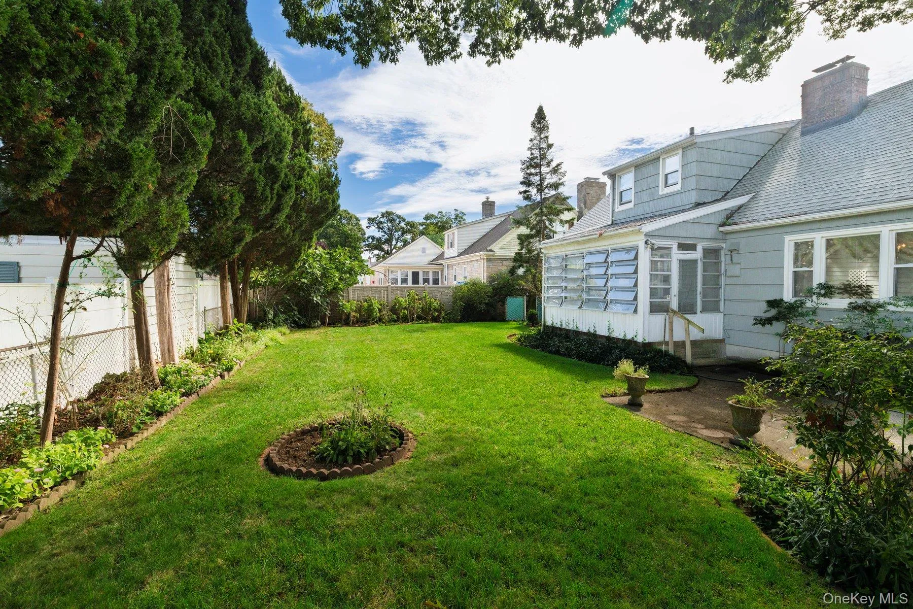 175 Carpenter Street, Hempstead, NY, 4 Bedrooms Bedrooms, 6 Rooms Rooms,1 BathroomBathrooms,Residential,For Rent,Carpenter,0,1054694 175 Carpenter Street, Hempstead, NY, 4 Bedrooms Bedrooms, 6 Rooms Rooms,1 BathroomBathrooms,Residential,For Rent,Carpenter,0,1054694
