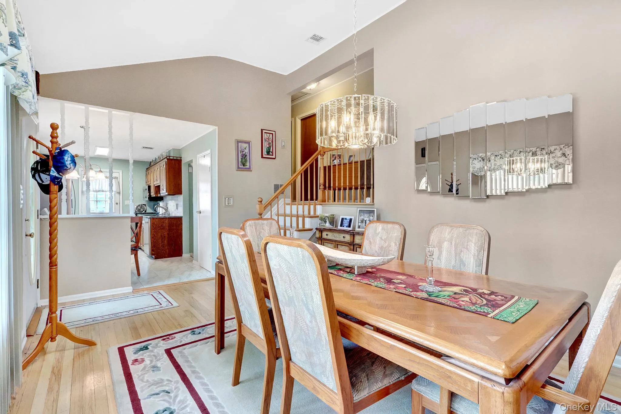 820 Hamilton Avenue, Babylon, NY, 3 Bedrooms Bedrooms, 6 Rooms Rooms,1 BathroomBathrooms,Residential,For Rent,Hamilton,0,1054695 820 Hamilton Avenue, Babylon, NY, 3 Bedrooms Bedrooms, 6 Rooms Rooms,1 BathroomBathrooms,Residential,For Rent,Hamilton,0,1054695