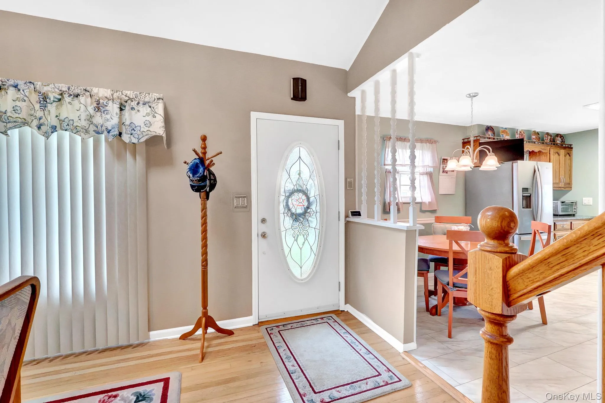 820 Hamilton Avenue, Babylon, NY, 3 Bedrooms Bedrooms, 6 Rooms Rooms,1 BathroomBathrooms,Residential,For Rent,Hamilton,0,1054695 820 Hamilton Avenue, Babylon, NY, 3 Bedrooms Bedrooms, 6 Rooms Rooms,1 BathroomBathrooms,Residential,For Rent,Hamilton,0,1054695