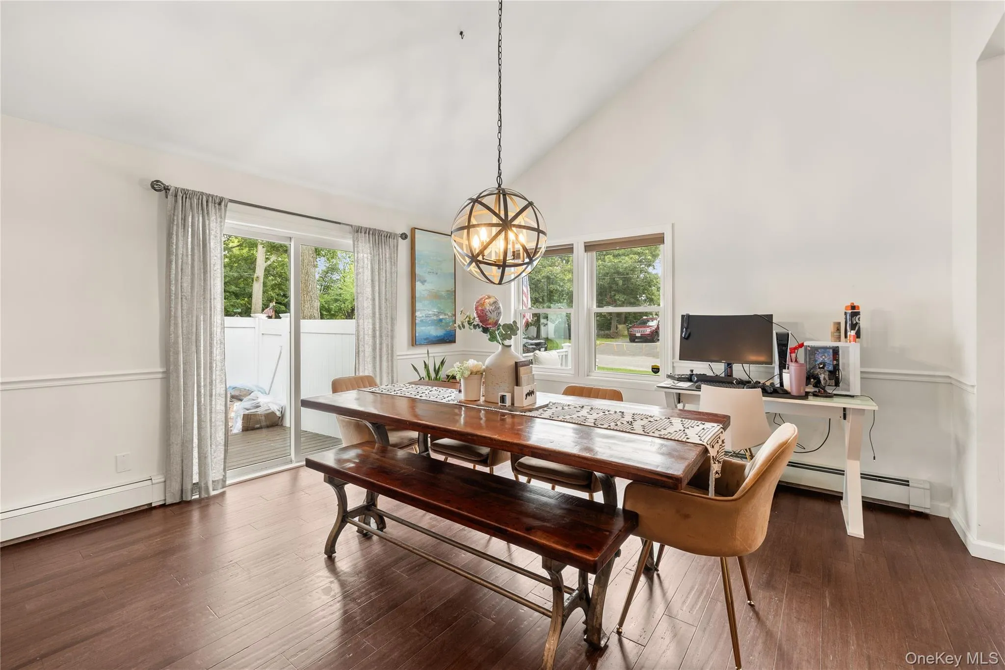 5 Charles Court, Smithtown, NY, 3 Bedrooms Bedrooms, 8 Rooms Rooms,2 BathroomsBathrooms,Residential,For Rent,Charles,0,1054696 5 Charles Court, Smithtown, NY, 3 Bedrooms Bedrooms, 8 Rooms Rooms,2 BathroomsBathrooms,Residential,For Rent,Charles,0,1054696