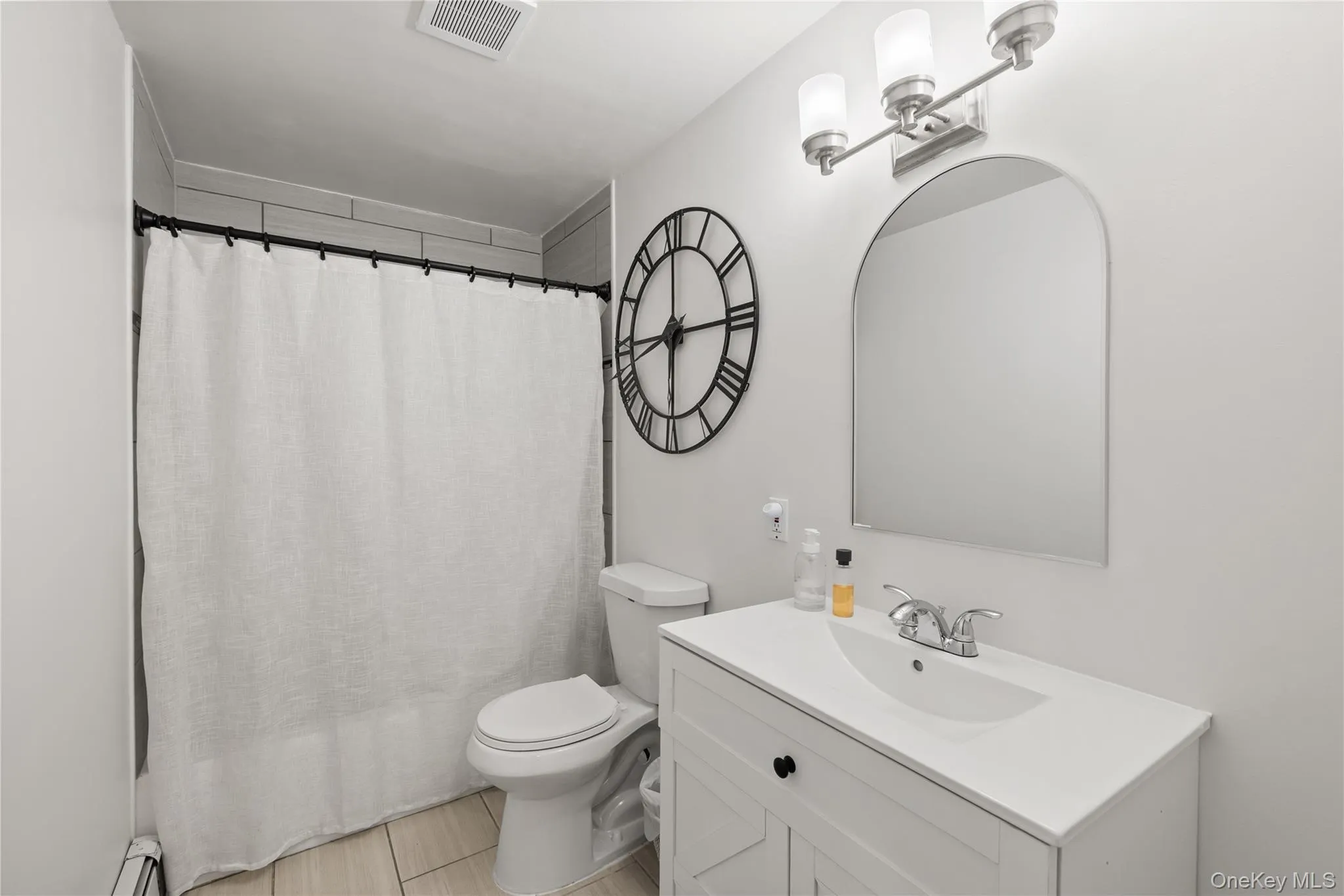 5 Charles Court, Smithtown, NY, 3 Bedrooms Bedrooms, 8 Rooms Rooms,2 BathroomsBathrooms,Residential,For Rent,Charles,0,1054696 5 Charles Court, Smithtown, NY, 3 Bedrooms Bedrooms, 8 Rooms Rooms,2 BathroomsBathrooms,Residential,For Rent,Charles,0,1054696