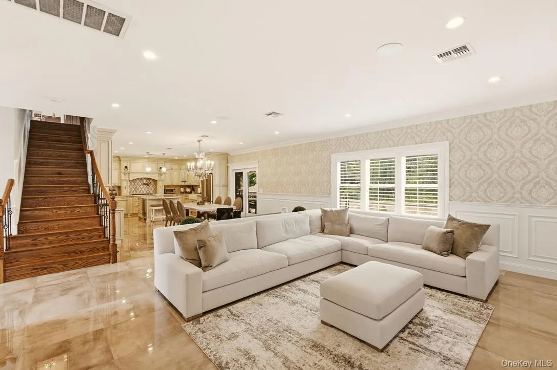 16 Belvedere Court, New York, NY, 4 Bedrooms Bedrooms, 10 Rooms Rooms,3 BathroomsBathrooms,Residential,For Rent,Belvedere,0,1054699 16 Belvedere Court, New York, NY, 4 Bedrooms Bedrooms, 10 Rooms Rooms,3 BathroomsBathrooms,Residential,For Rent,Belvedere,0,1054699