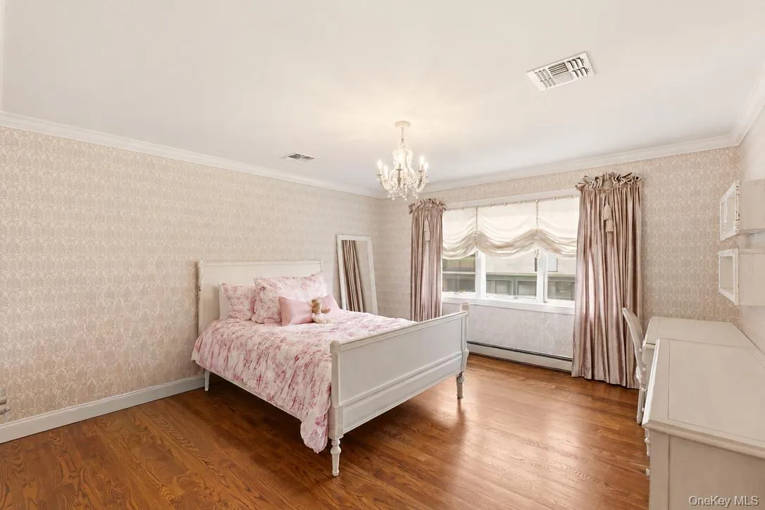 16 Belvedere Court, New York, NY, 4 Bedrooms Bedrooms, 10 Rooms Rooms,3 BathroomsBathrooms,Residential,For Rent,Belvedere,0,1054699 16 Belvedere Court, New York, NY, 4 Bedrooms Bedrooms, 10 Rooms Rooms,3 BathroomsBathrooms,Residential,For Rent,Belvedere,0,1054699