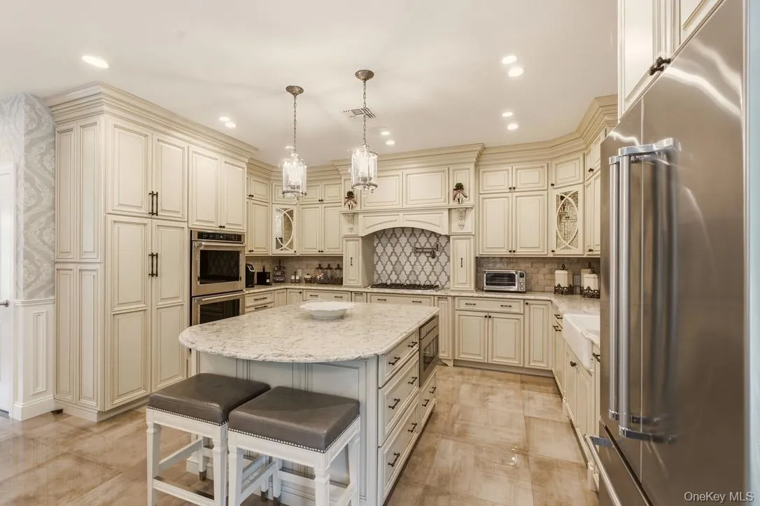 16 Belvedere Court, New York, NY, 4 Bedrooms Bedrooms, 10 Rooms Rooms,3 BathroomsBathrooms,Residential,For Rent,Belvedere,0,1054699 16 Belvedere Court, New York, NY, 4 Bedrooms Bedrooms, 10 Rooms Rooms,3 BathroomsBathrooms,Residential,For Rent,Belvedere,0,1054699