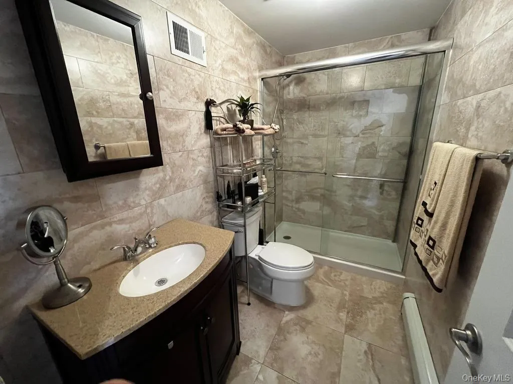 16 Belvedere Court, New York, NY, 4 Bedrooms Bedrooms, 10 Rooms Rooms,3 BathroomsBathrooms,Residential,For Rent,Belvedere,0,1054699 16 Belvedere Court, New York, NY, 4 Bedrooms Bedrooms, 10 Rooms Rooms,3 BathroomsBathrooms,Residential,For Rent,Belvedere,0,1054699