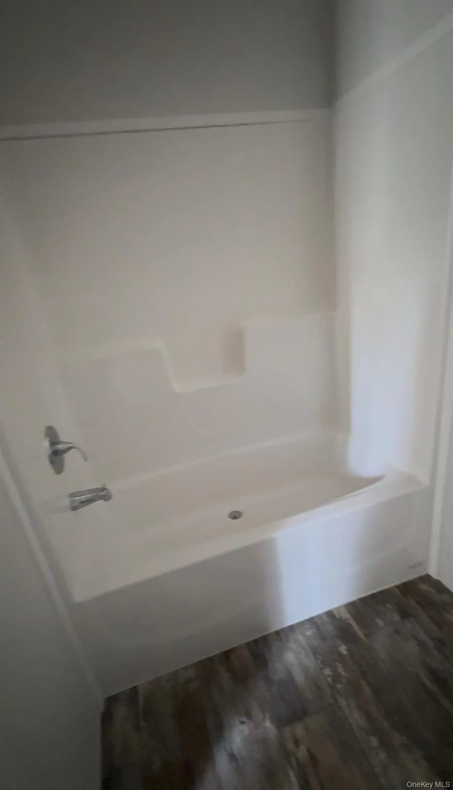 150 Main Street, Islip, NY, 2 Bedrooms Bedrooms, 3 Rooms Rooms,1 BathroomBathrooms,Residential,For Rent,Main,0,1054700 150 Main Street, Islip, NY, 2 Bedrooms Bedrooms, 3 Rooms Rooms,1 BathroomBathrooms,Residential,For Rent,Main,0,1054700