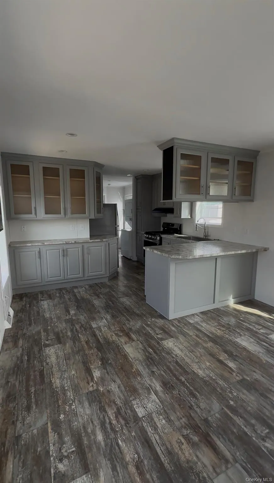 150 Main Street, Islip, NY, 2 Bedrooms Bedrooms, 3 Rooms Rooms,1 BathroomBathrooms,Residential,For Rent,Main,0,1054700 150 Main Street, Islip, NY, 2 Bedrooms Bedrooms, 3 Rooms Rooms,1 BathroomBathrooms,Residential,For Rent,Main,0,1054700