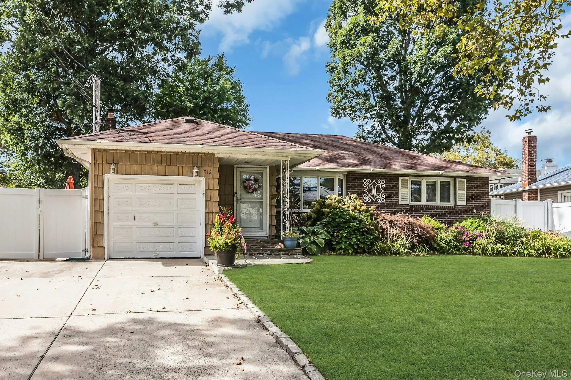 912 Ascan Street, Hempstead, NY, 4 Bedrooms Bedrooms, 8 Rooms Rooms,2 BathroomsBathrooms,Residential,For Rent,Ascan,0,1054703 912 Ascan Street, Hempstead, NY, 4 Bedrooms Bedrooms, 8 Rooms Rooms,2 BathroomsBathrooms,Residential,For Rent,Ascan,0,1054703