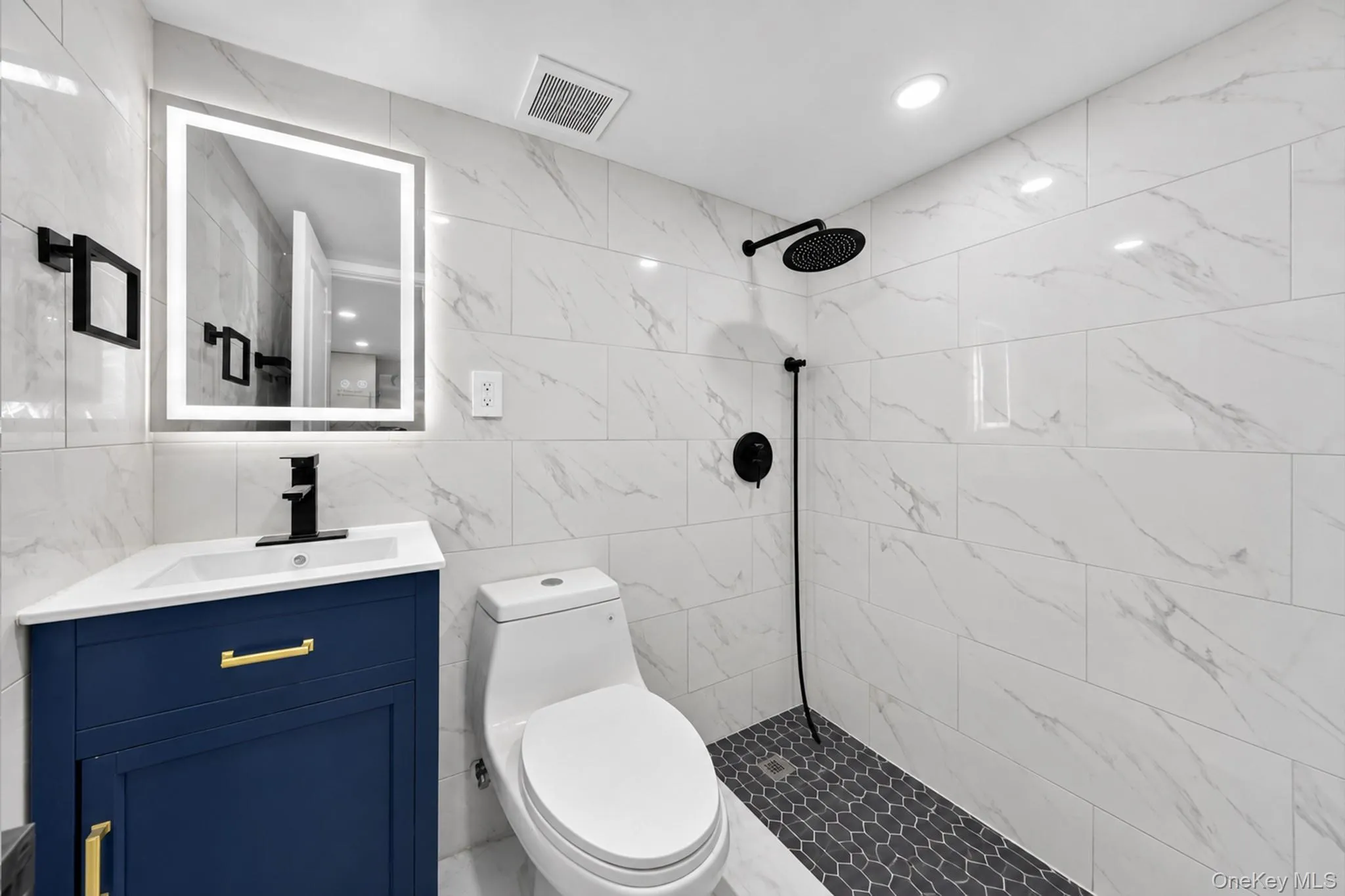 777 225th Street, New York, NY, 3 Bedrooms Bedrooms, 12 Rooms Rooms,2 BathroomsBathrooms,Residential,For Rent,225th,0,1054705 777 225th Street, New York, NY, 3 Bedrooms Bedrooms, 12 Rooms Rooms,2 BathroomsBathrooms,Residential,For Rent,225th,0,1054705