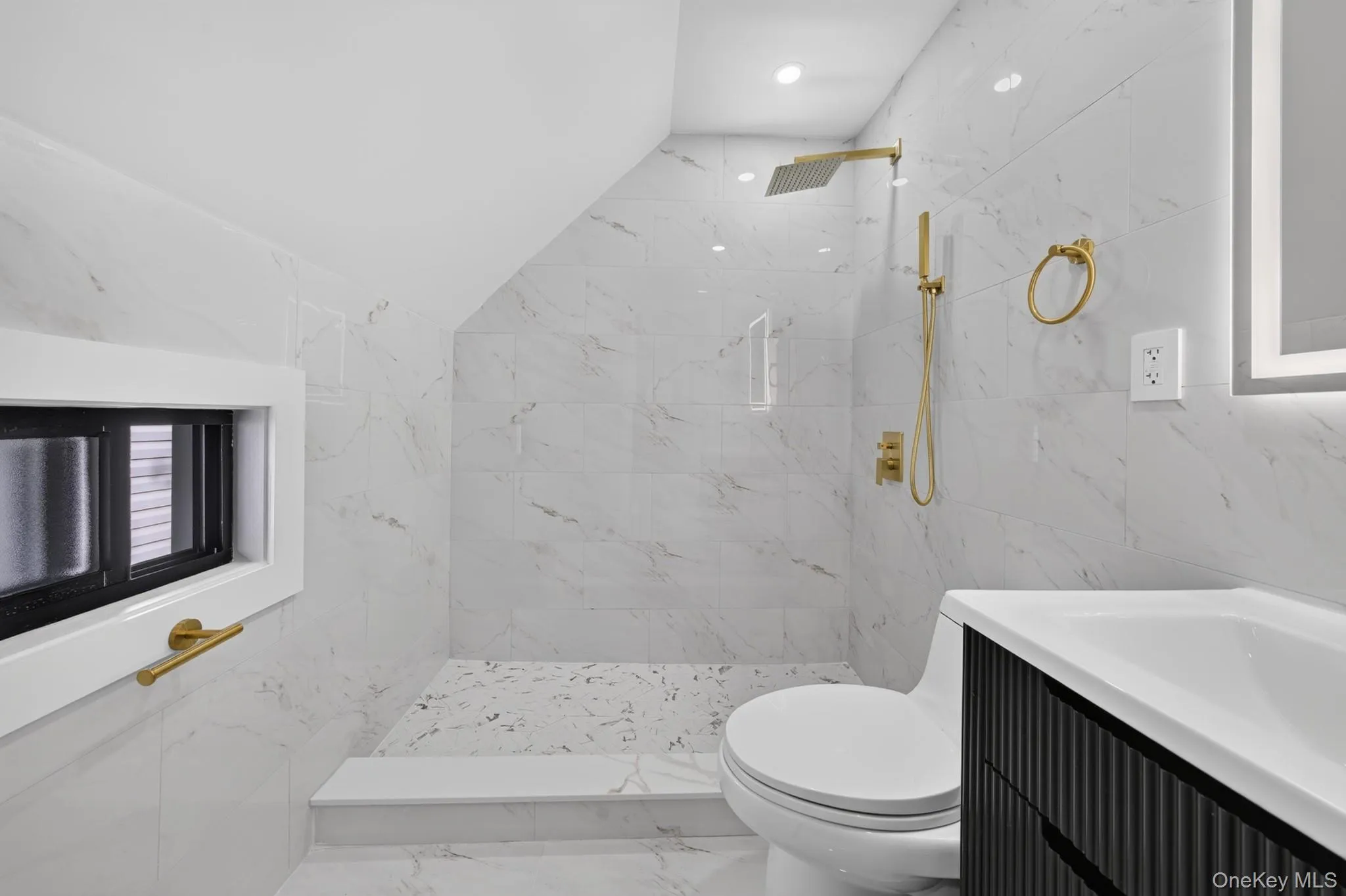 777 225th Street, New York, NY, 3 Bedrooms Bedrooms, 12 Rooms Rooms,2 BathroomsBathrooms,Residential,For Rent,225th,0,1054705 777 225th Street, New York, NY, 3 Bedrooms Bedrooms, 12 Rooms Rooms,2 BathroomsBathrooms,Residential,For Rent,225th,0,1054705