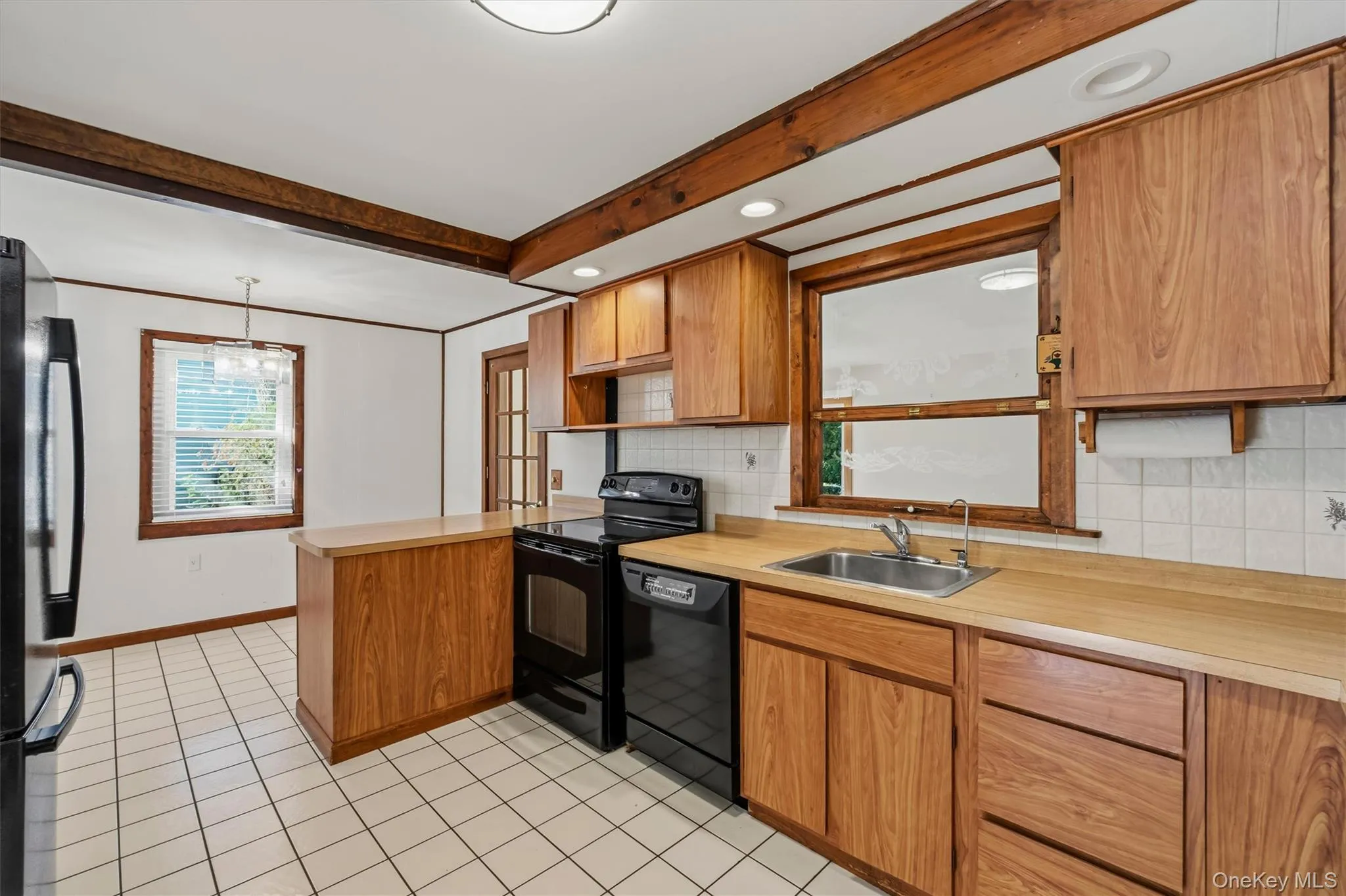 8 Claudia Lane, Poughkeepsie (town), NY, 6 Bedrooms Bedrooms, 9 Rooms Rooms,2 BathroomsBathrooms,Residential,For Rent,Claudia,0,1054706 8 Claudia Lane, Poughkeepsie (town), NY, 6 Bedrooms Bedrooms, 9 Rooms Rooms,2 BathroomsBathrooms,Residential,For Rent,Claudia,0,1054706