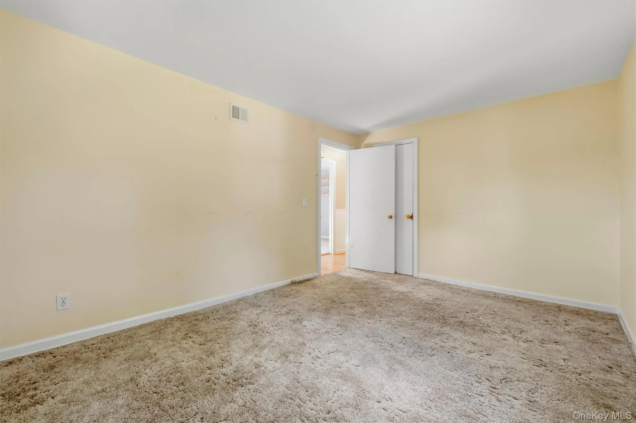 8 Claudia Lane, Poughkeepsie (town), NY, 6 Bedrooms Bedrooms, 9 Rooms Rooms,2 BathroomsBathrooms,Residential,For Rent,Claudia,0,1054706 8 Claudia Lane, Poughkeepsie (town), NY, 6 Bedrooms Bedrooms, 9 Rooms Rooms,2 BathroomsBathrooms,Residential,For Rent,Claudia,0,1054706
