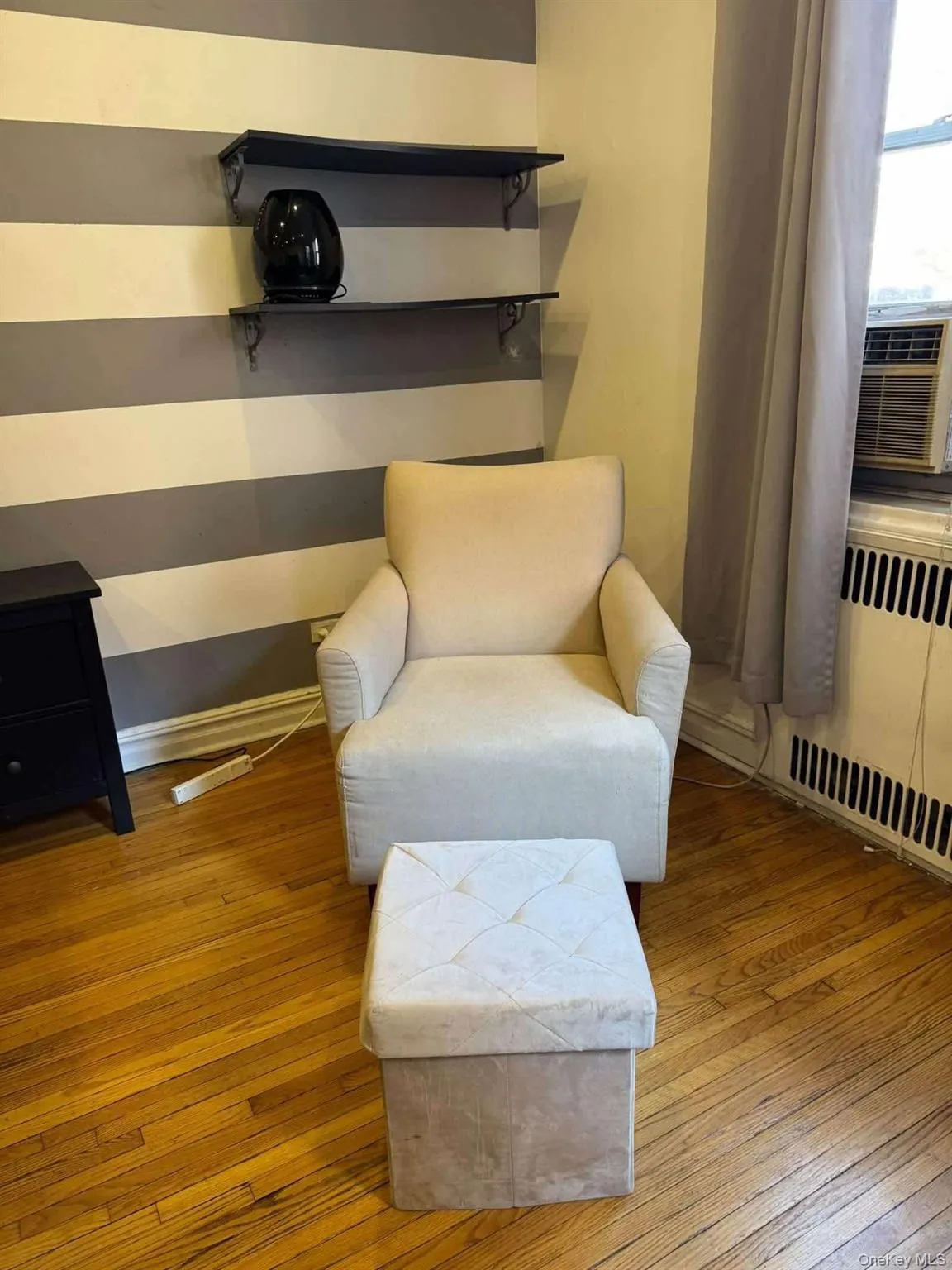 6536 Wetherole Street, New York, NY, 2 Bedrooms Bedrooms, 5 Rooms Rooms,1 BathroomBathrooms,Residential Lease,For Rent,Wetherole,0,1054707 6536 Wetherole Street, New York, NY, 2 Bedrooms Bedrooms, 5 Rooms Rooms,1 BathroomBathrooms,Residential Lease,For Rent,Wetherole,0,1054707