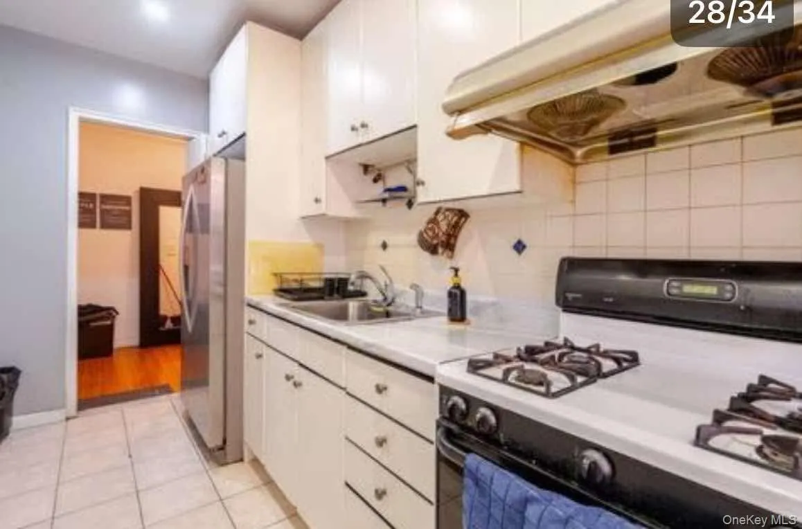 6536 Wetherole Street, New York, NY, 2 Bedrooms Bedrooms, 5 Rooms Rooms,1 BathroomBathrooms,Residential Lease,For Rent,Wetherole,0,1054707 6536 Wetherole Street, New York, NY, 2 Bedrooms Bedrooms, 5 Rooms Rooms,1 BathroomBathrooms,Residential Lease,For Rent,Wetherole,0,1054707