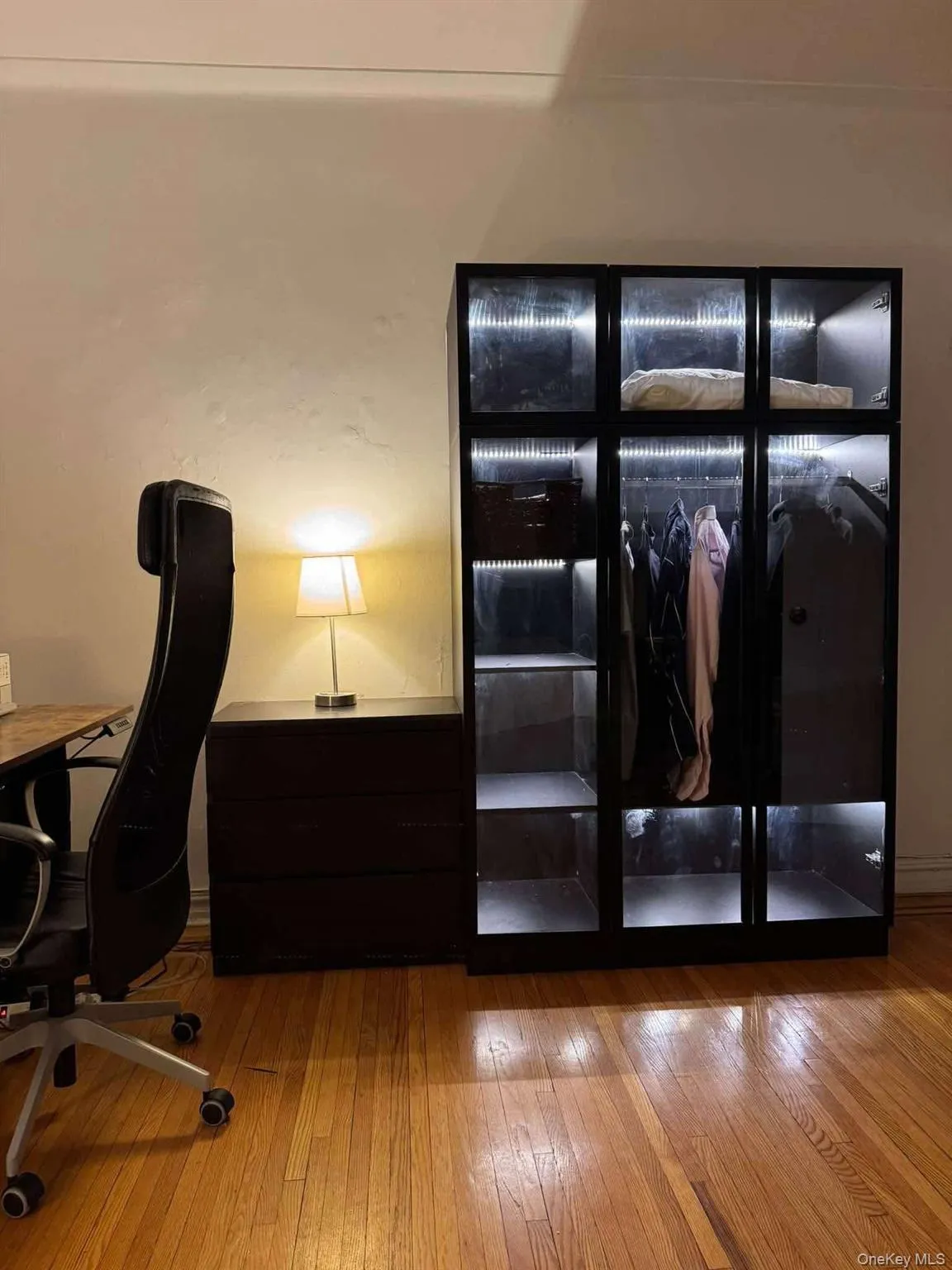 6536 Wetherole Street, New York, NY, 2 Bedrooms Bedrooms, 5 Rooms Rooms,1 BathroomBathrooms,Residential Lease,For Rent,Wetherole,0,1054707 6536 Wetherole Street, New York, NY, 2 Bedrooms Bedrooms, 5 Rooms Rooms,1 BathroomBathrooms,Residential Lease,For Rent,Wetherole,0,1054707