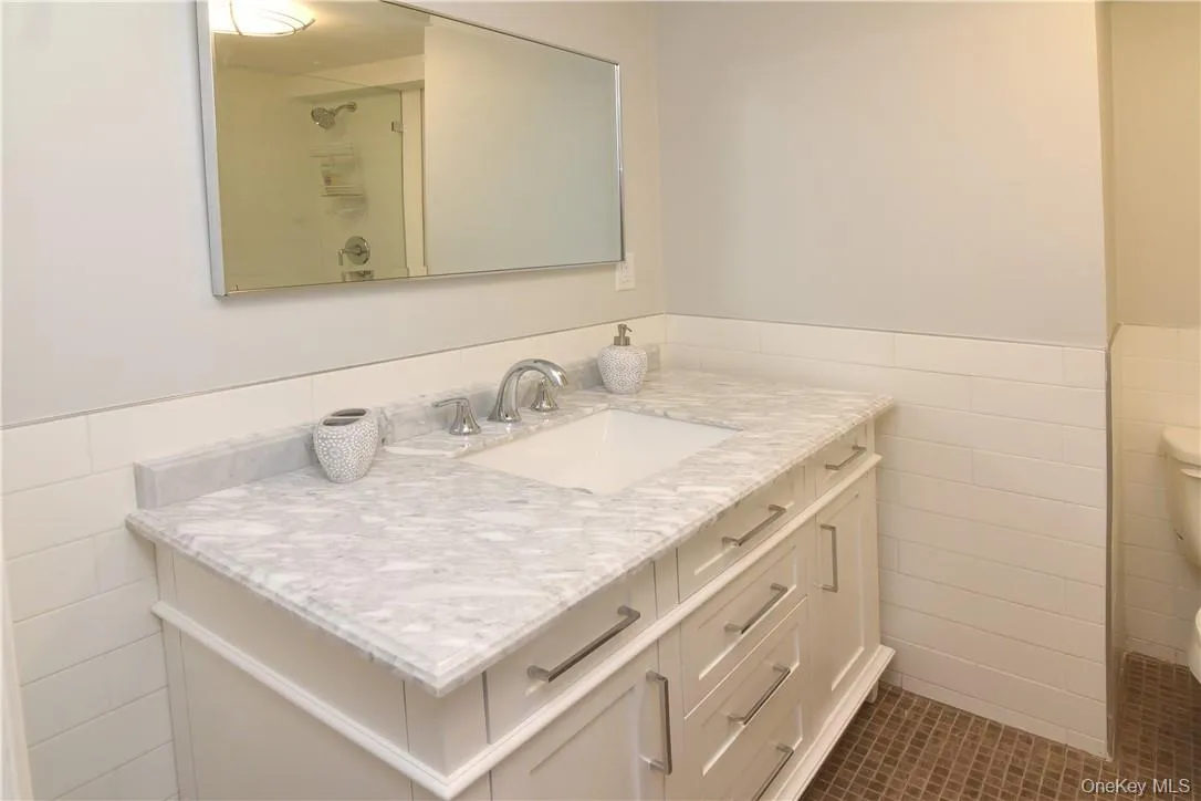 188 Heritage Hills, Somers, NY, 2 Bedroom Bedrooms, 5 Room Rooms,2 BathroomBathrooms,Residential Lease,For Rent,Heritage,0,1054709 188 Heritage Hills, Somers, NY, 2 Bedroom Bedrooms, 5 Room Rooms,2 BathroomBathrooms,Residential Lease,For Rent,Heritage,0,1054709