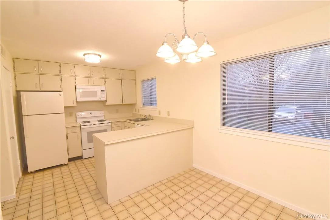 188 Heritage Hills, Somers, NY, 2 Bedroom Bedrooms, 5 Room Rooms,2 BathroomBathrooms,Residential Lease,For Rent,Heritage,0,1054709 188 Heritage Hills, Somers, NY, 2 Bedroom Bedrooms, 5 Room Rooms,2 BathroomBathrooms,Residential Lease,For Rent,Heritage,0,1054709