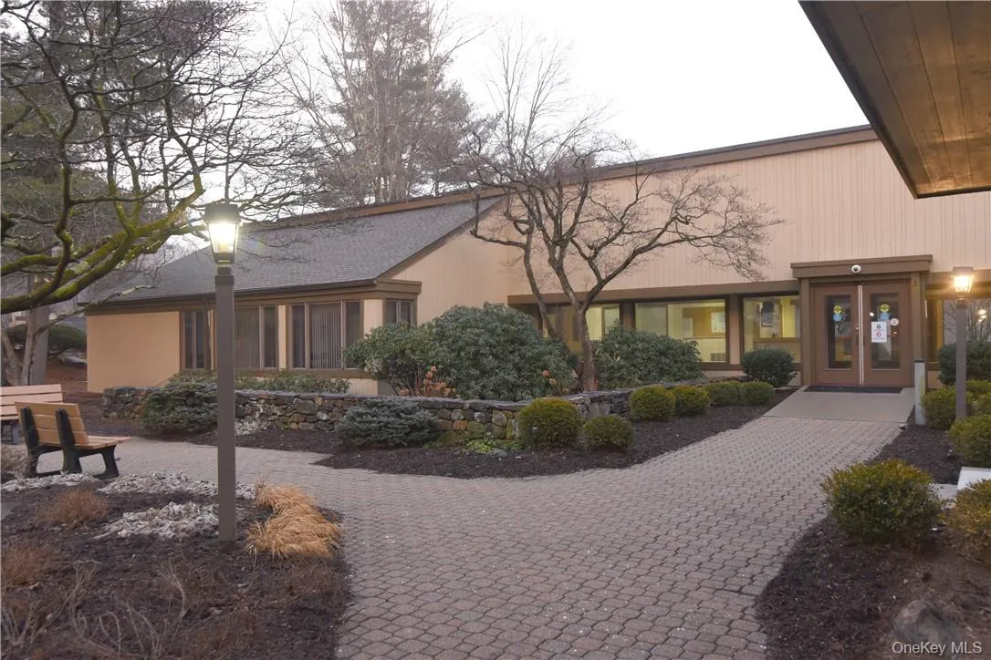 188 Heritage Hills, Somers, NY, 2 Bedroom Bedrooms, 5 Room Rooms,2 BathroomBathrooms,Residential Lease,For Rent,Heritage,0,1054709 188 Heritage Hills, Somers, NY, 2 Bedroom Bedrooms, 5 Room Rooms,2 BathroomBathrooms,Residential Lease,For Rent,Heritage,0,1054709
