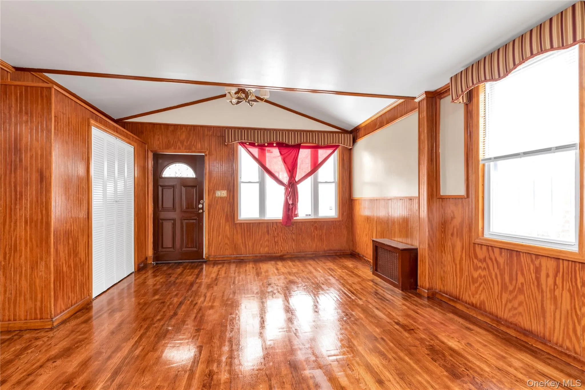 90-66 199th Street, New York, NY, 3 Bedrooms Bedrooms, 6 Rooms Rooms,2 BathroomsBathrooms,Residential,For Rent,199th,0,1054710 90-66 199th Street, New York, NY, 3 Bedrooms Bedrooms, 6 Rooms Rooms,2 BathroomsBathrooms,Residential,For Rent,199th,0,1054710