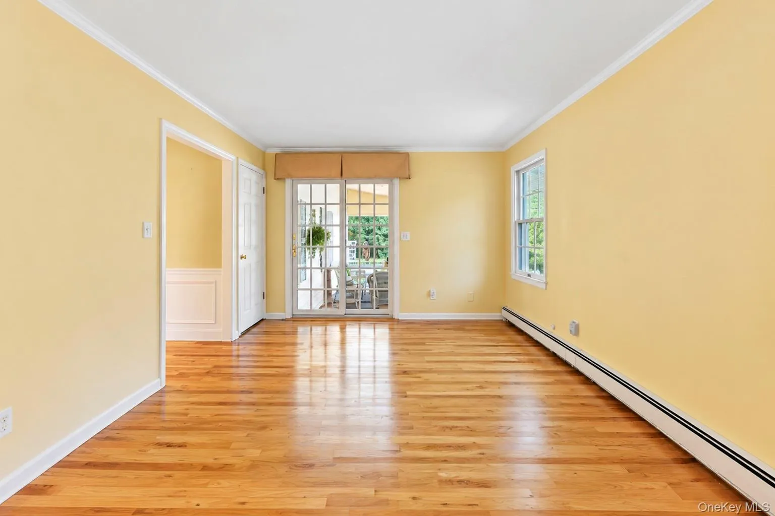 63 Birch Street, Brookhaven, NY, 4 Bedrooms Bedrooms, 8 Rooms Rooms,1 BathroomBathrooms,Residential,For Rent,Birch,0,1054713 63 Birch Street, Brookhaven, NY, 4 Bedrooms Bedrooms, 8 Rooms Rooms,1 BathroomBathrooms,Residential,For Rent,Birch,0,1054713