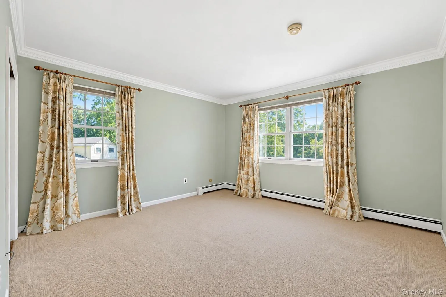 63 Birch Street, Brookhaven, NY, 4 Bedrooms Bedrooms, 8 Rooms Rooms,1 BathroomBathrooms,Residential,For Rent,Birch,0,1054713 63 Birch Street, Brookhaven, NY, 4 Bedrooms Bedrooms, 8 Rooms Rooms,1 BathroomBathrooms,Residential,For Rent,Birch,0,1054713