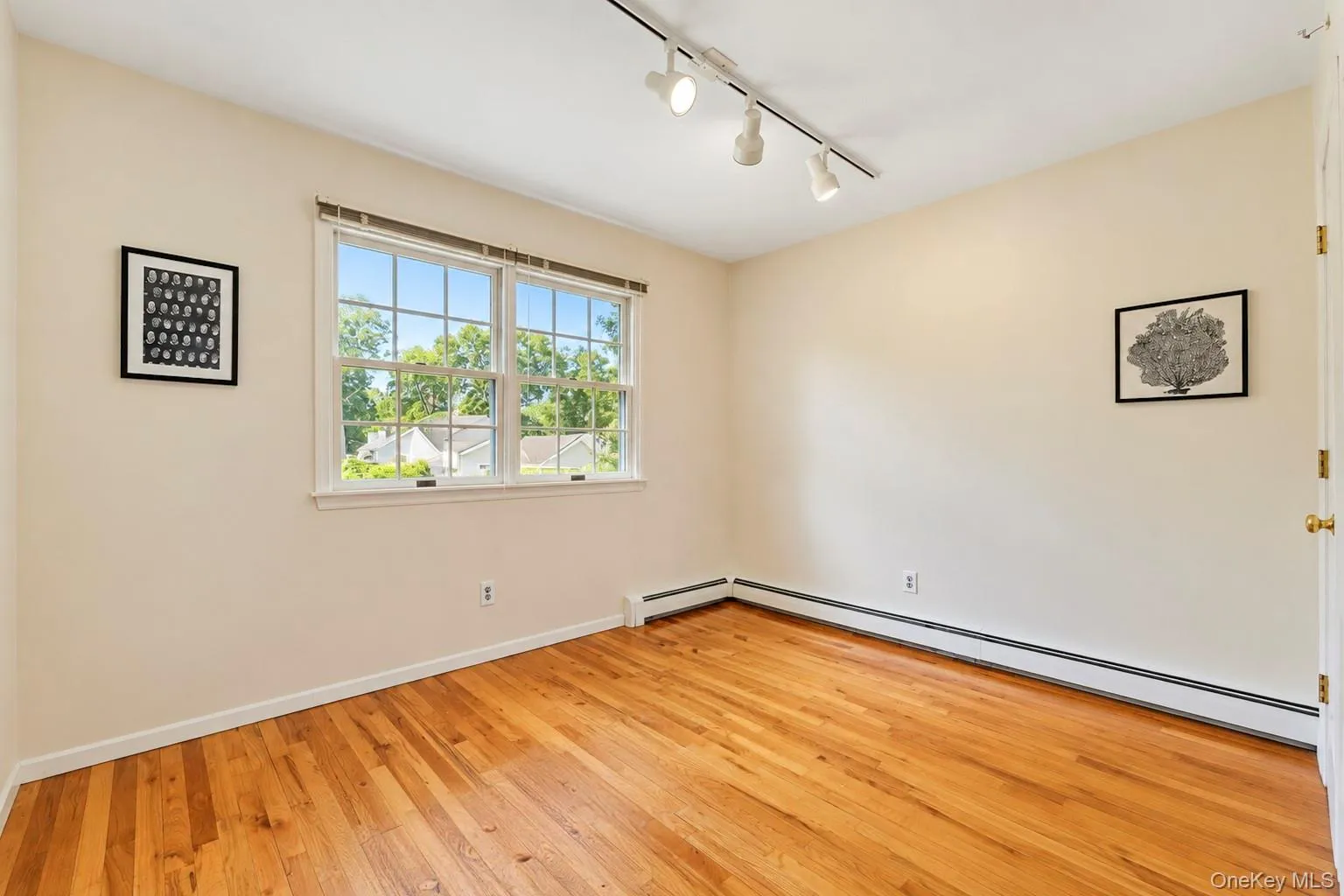 63 Birch Street, Brookhaven, NY, 4 Bedrooms Bedrooms, 8 Rooms Rooms,1 BathroomBathrooms,Residential,For Rent,Birch,0,1054713 63 Birch Street, Brookhaven, NY, 4 Bedrooms Bedrooms, 8 Rooms Rooms,1 BathroomBathrooms,Residential,For Rent,Birch,0,1054713