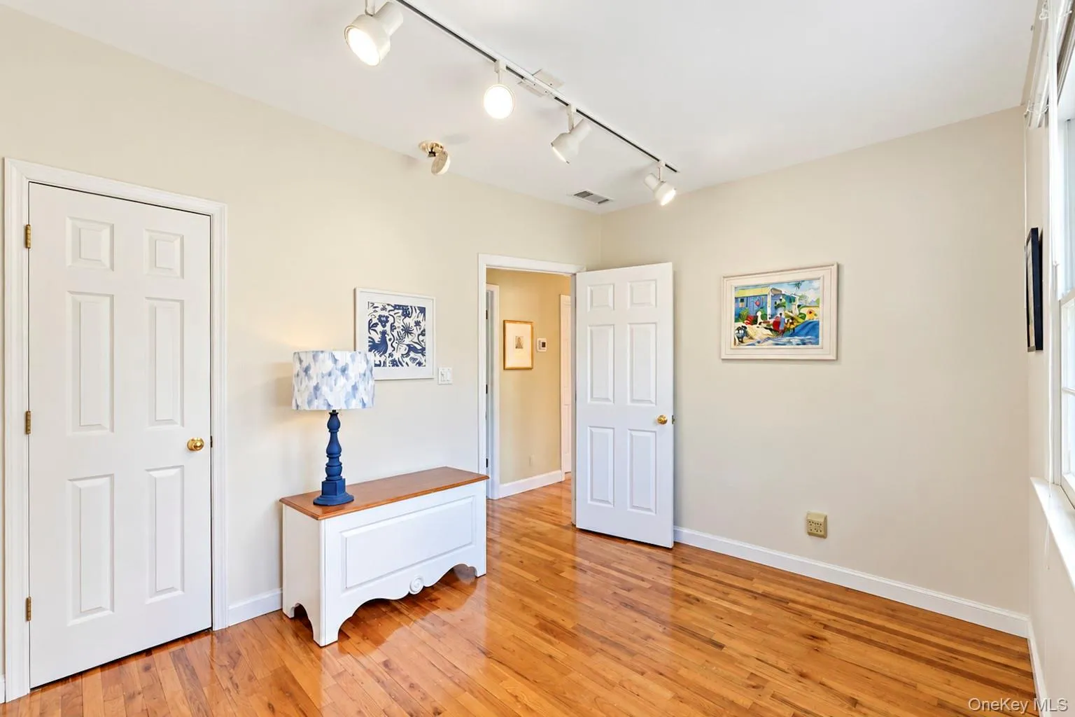 63 Birch Street, Brookhaven, NY, 4 Bedrooms Bedrooms, 8 Rooms Rooms,1 BathroomBathrooms,Residential,For Rent,Birch,0,1054713 63 Birch Street, Brookhaven, NY, 4 Bedrooms Bedrooms, 8 Rooms Rooms,1 BathroomBathrooms,Residential,For Rent,Birch,0,1054713
