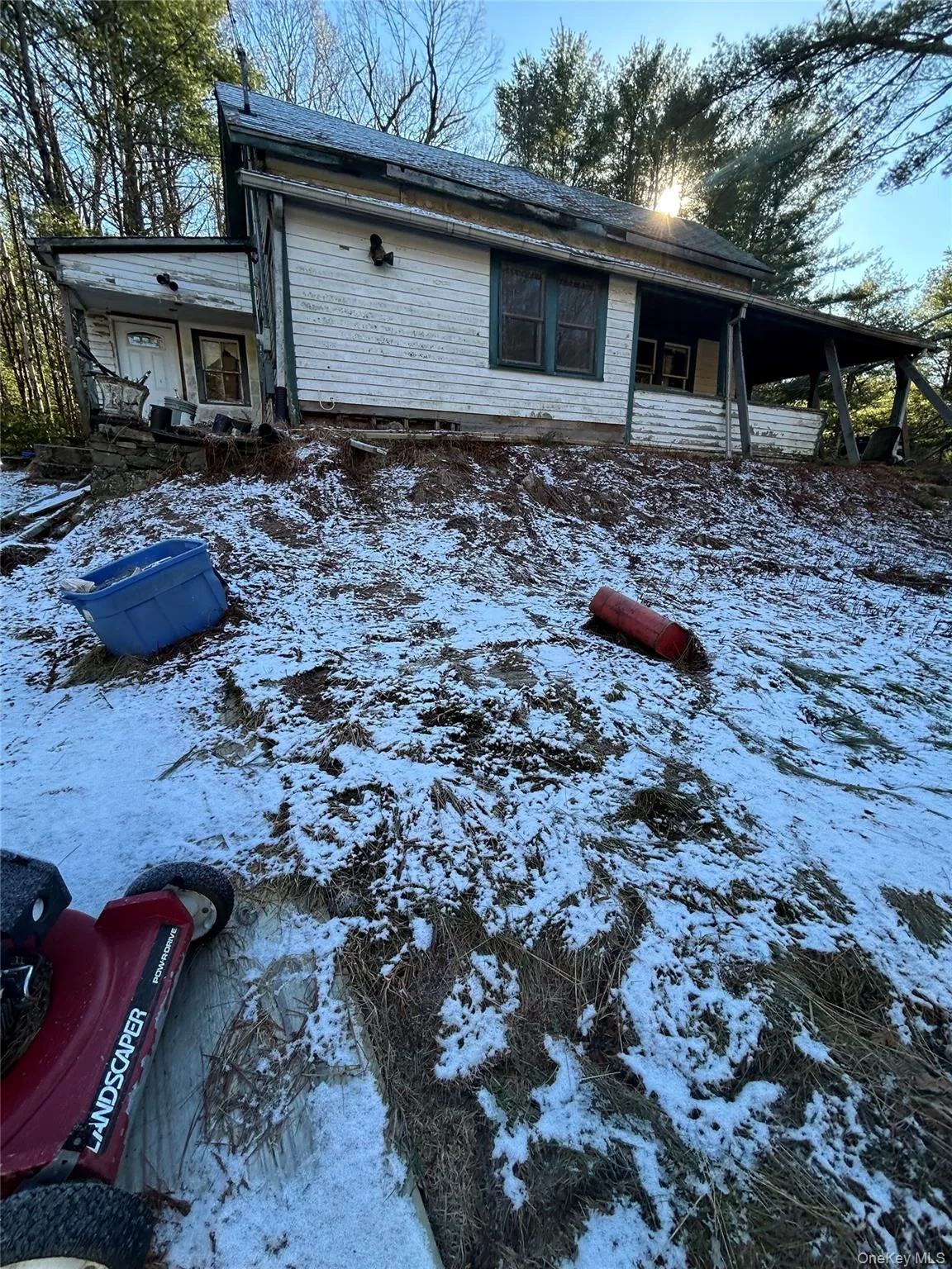 92 Whitehead Road, Deerpark, NY, 3 Bedrooms Bedrooms, 5 Rooms Rooms,1 BathroomBathrooms,Residential,For Rent,Whitehead,0,1054717 92 Whitehead Road, Deerpark, NY, 3 Bedrooms Bedrooms, 5 Rooms Rooms,1 BathroomBathrooms,Residential,For Rent,Whitehead,0,1054717