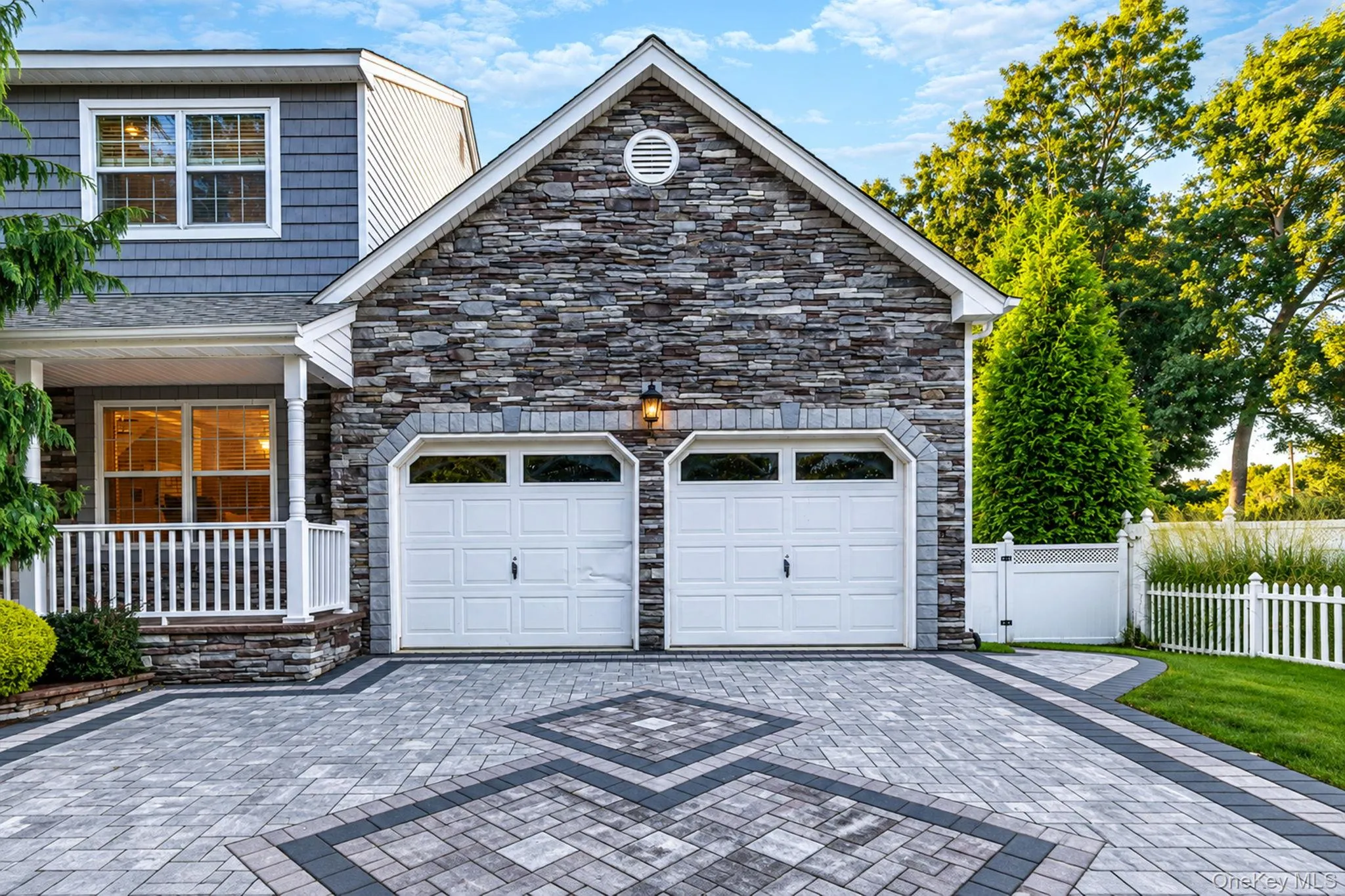 4 Crystal Brook Court, Smithtown, NY, 4 Bedrooms Bedrooms, 8 Rooms Rooms,2 BathroomsBathrooms,Residential,For Rent,Crystal Brook,0,1054720 4 Crystal Brook Court, Smithtown, NY, 4 Bedrooms Bedrooms, 8 Rooms Rooms,2 BathroomsBathrooms,Residential,For Rent,Crystal Brook,0,1054720