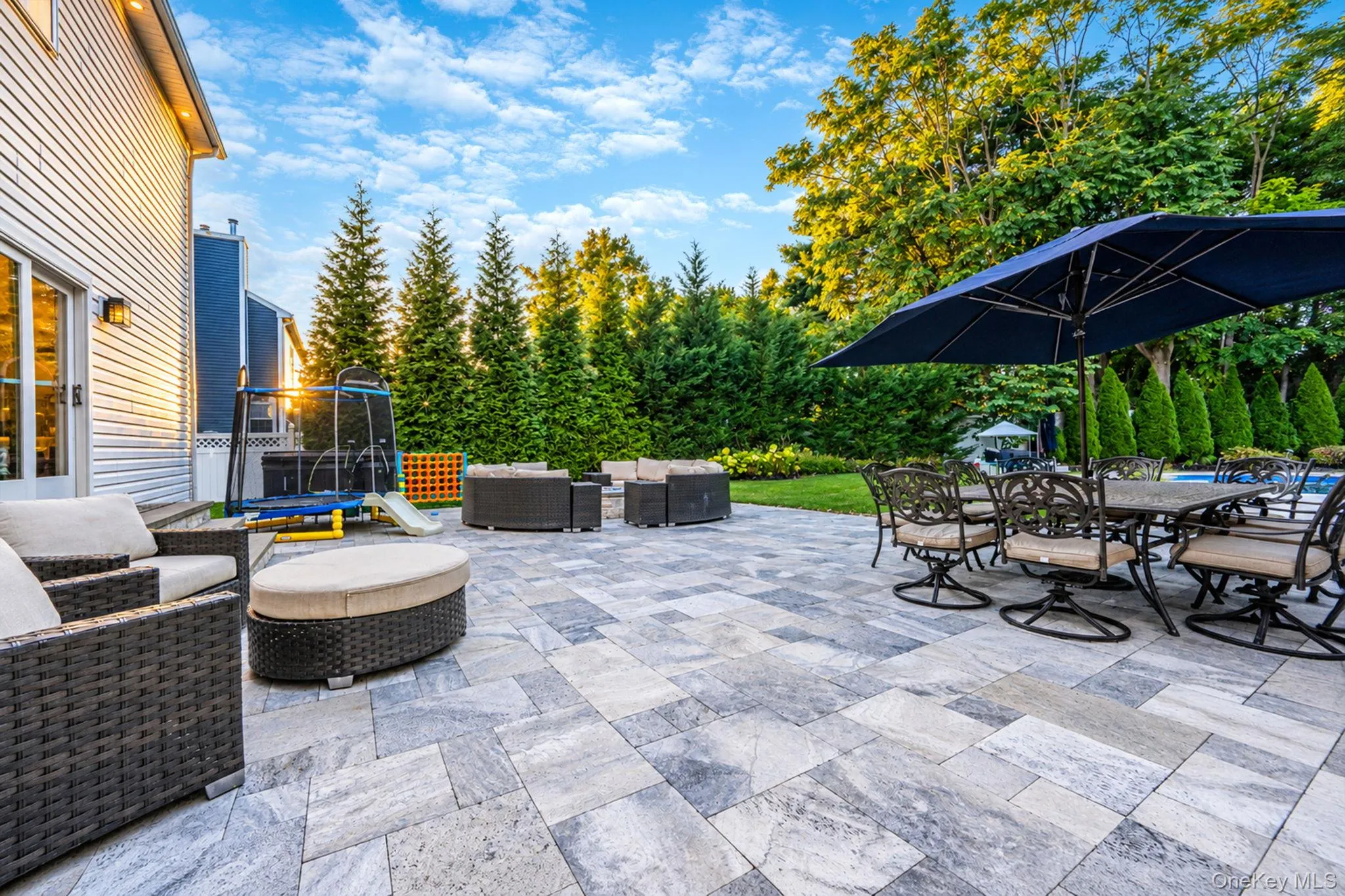 4 Crystal Brook Court, Smithtown, NY, 4 Bedrooms Bedrooms, 8 Rooms Rooms,2 BathroomsBathrooms,Residential,For Rent,Crystal Brook,0,1054720 4 Crystal Brook Court, Smithtown, NY, 4 Bedrooms Bedrooms, 8 Rooms Rooms,2 BathroomsBathrooms,Residential,For Rent,Crystal Brook,0,1054720