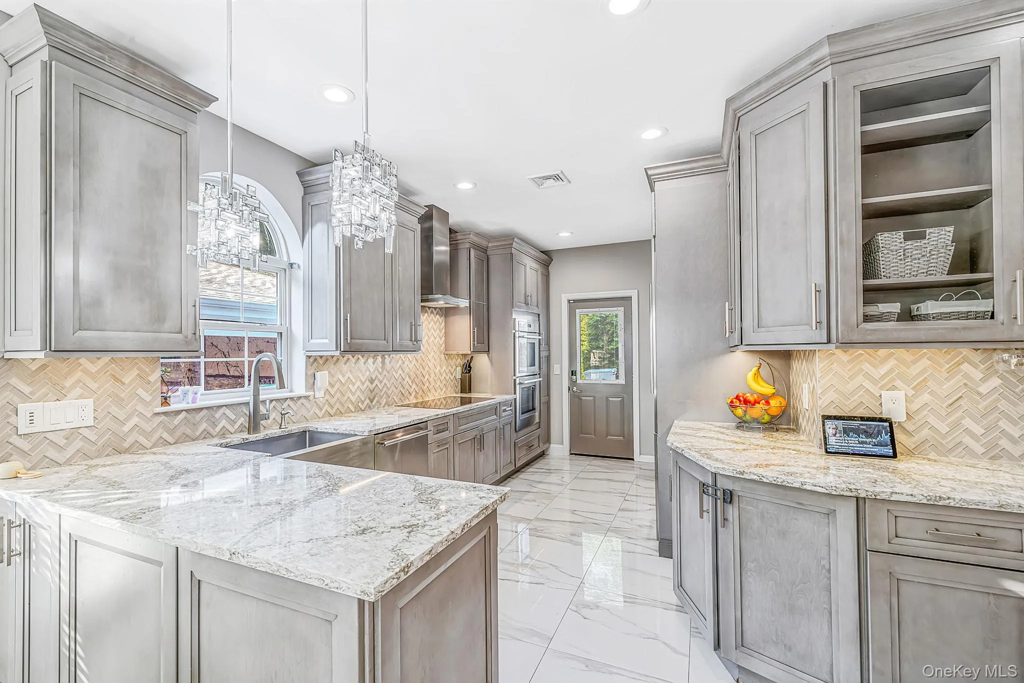 4 Crystal Brook Court, Smithtown, NY, 4 Bedrooms Bedrooms, 8 Rooms Rooms,2 BathroomsBathrooms,Residential,For Rent,Crystal Brook,0,1054720 4 Crystal Brook Court, Smithtown, NY, 4 Bedrooms Bedrooms, 8 Rooms Rooms,2 BathroomsBathrooms,Residential,For Rent,Crystal Brook,0,1054720